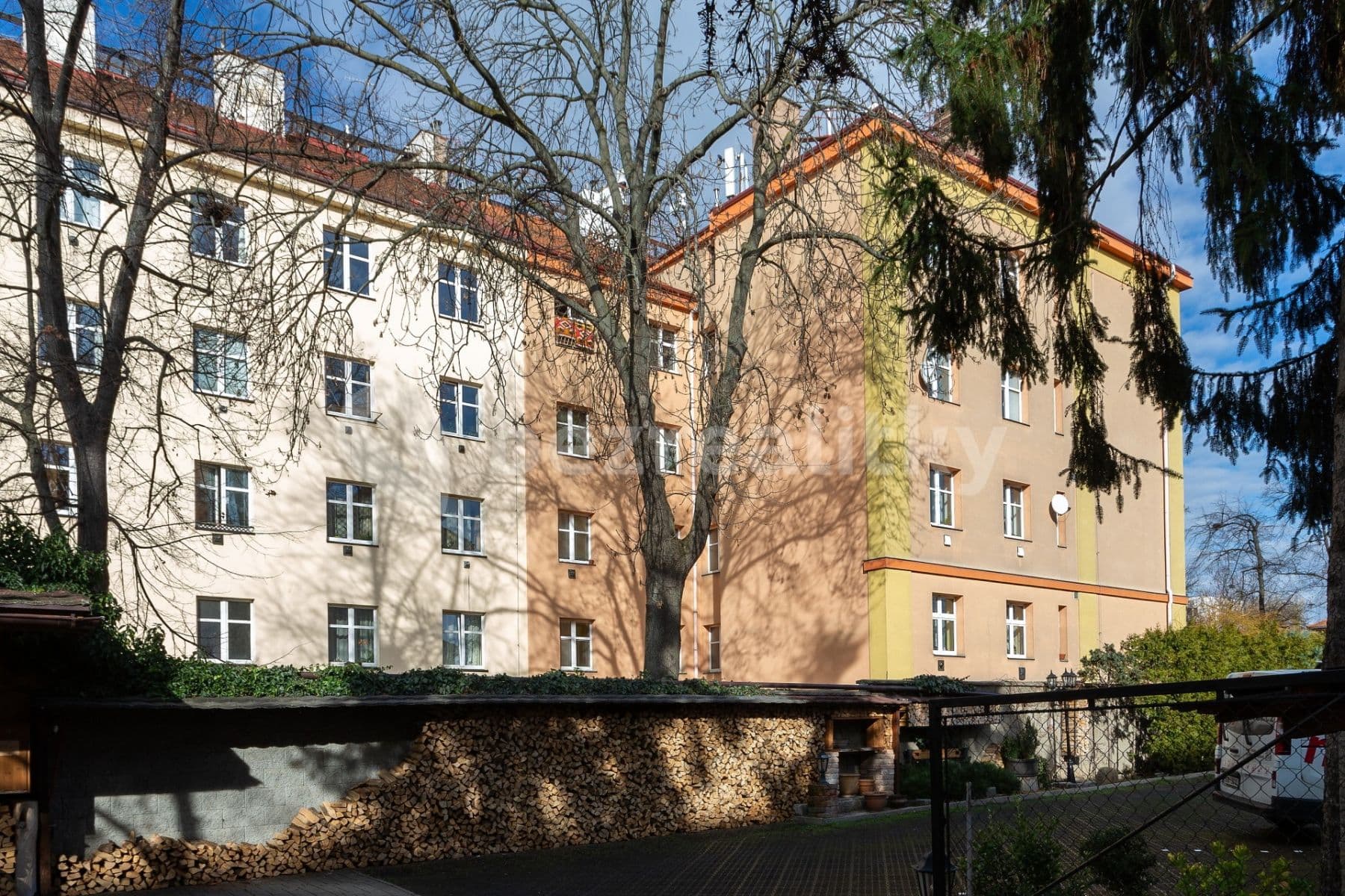Predaj bytu 2-izbový 54 m², Černokostelecká, Praha, Praha