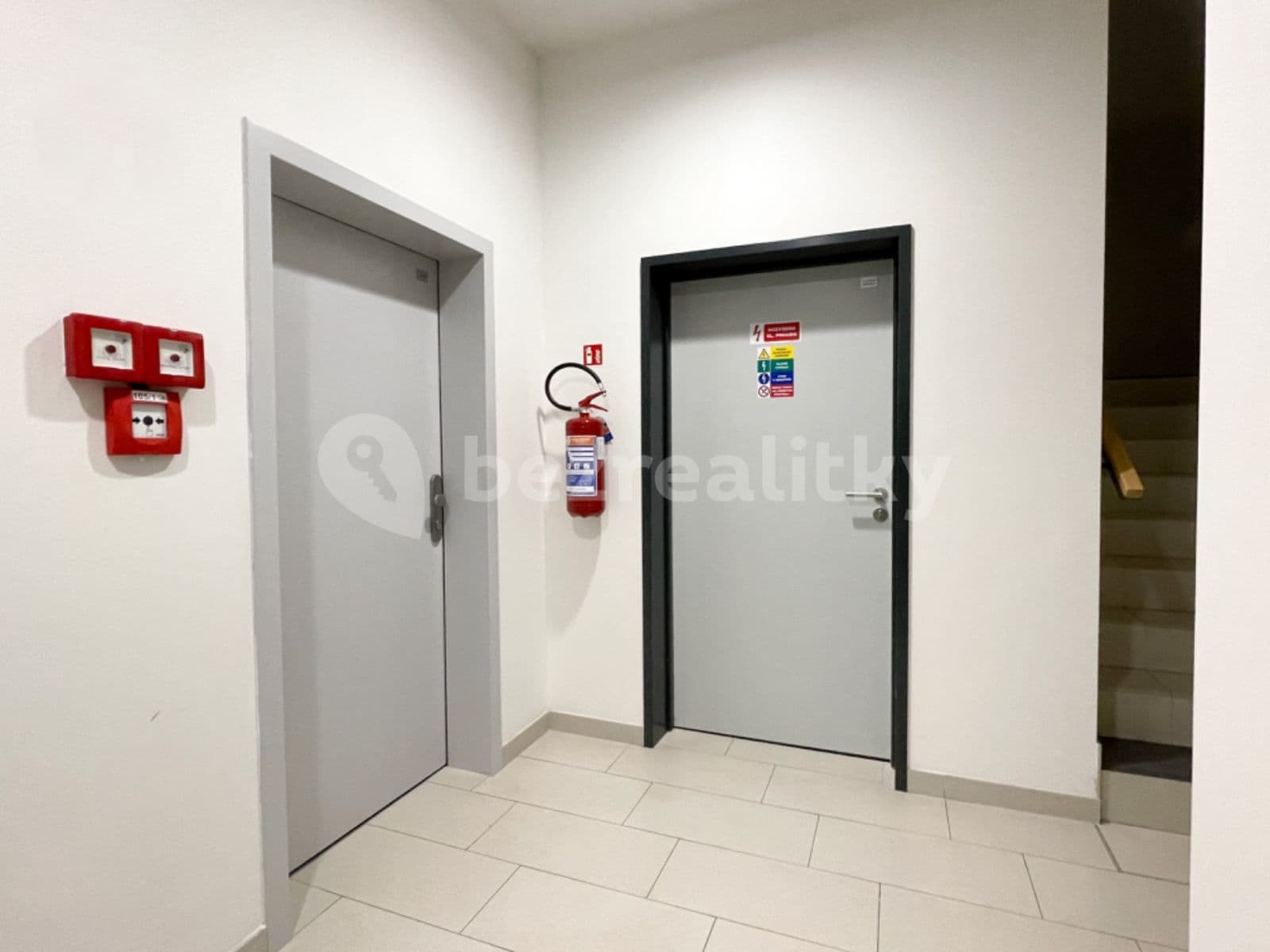 Prenájom bytu 1-izbový 40 m², Olgy Havlové, Praha, Praha Prenájom bytu 1-izbový 40 m², Olgy Havlové, Praha, Praha