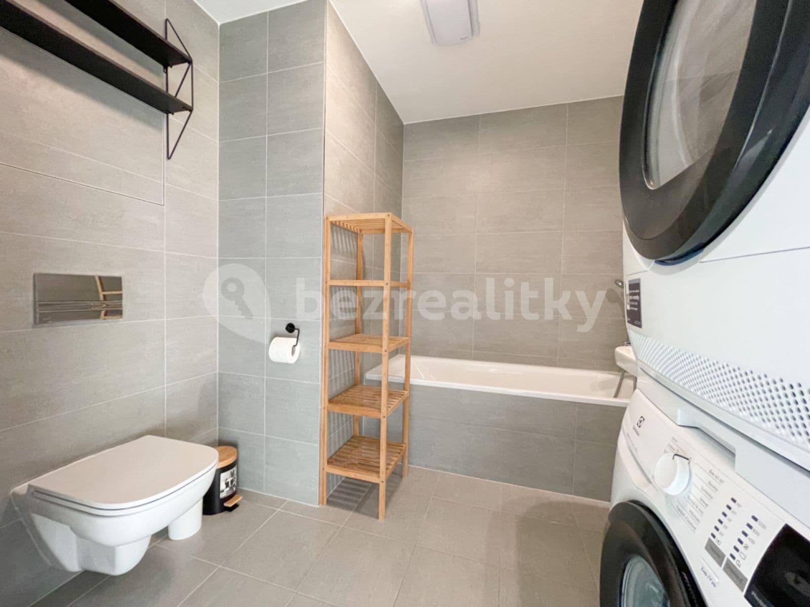 Prenájom bytu 1-izbový 40 m², Olgy Havlové, Praha, Praha Prenájom bytu 1-izbový 40 m², Olgy Havlové, Praha, Praha