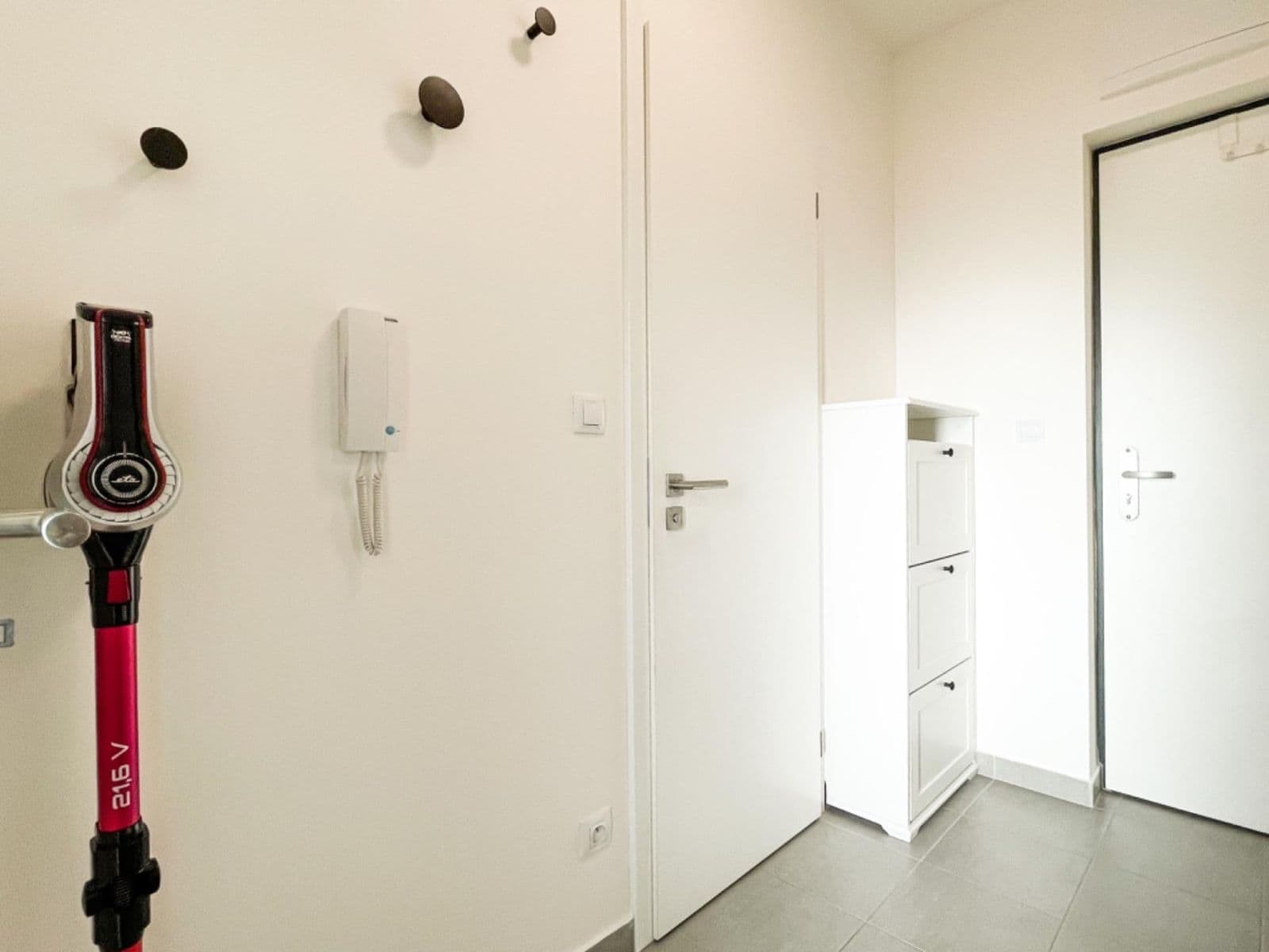 Prenájom bytu 1-izbový 40 m², Olgy Havlové, Praha, Praha Prenájom bytu 1-izbový 40 m², Olgy Havlové, Praha, Praha