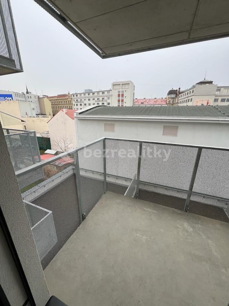 Prenájom bytu 1-izbový 32 m², Bratislavská, Brno, Jihomoravský kraj Prenájom bytu 1-izbový 32 m², Bratislavská, Brno, Jihomoravský kraj