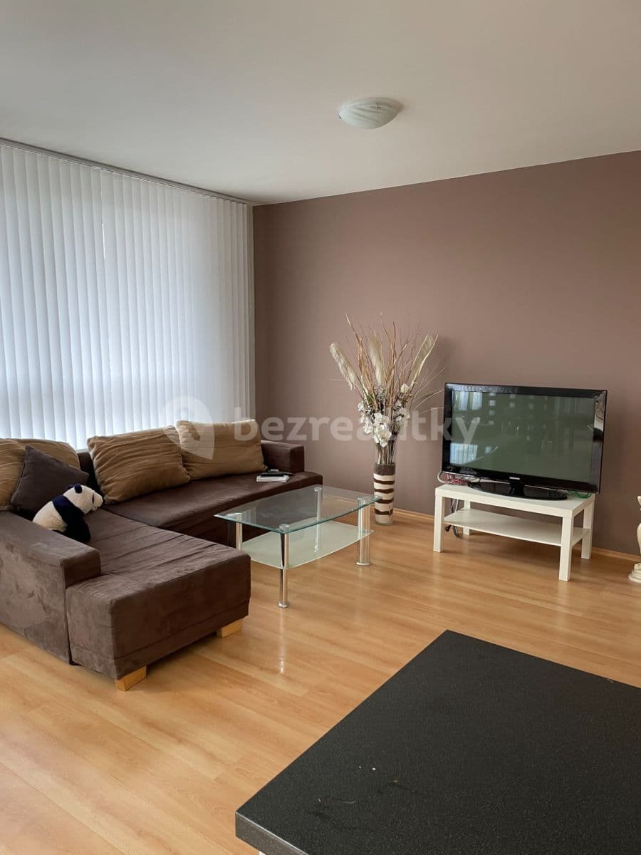 Prenájom bytu 3-izbový 80 m², Kabešova, Praha, Praha Prenájom bytu 3-izbový 80 m², Kabešova, Praha, Praha