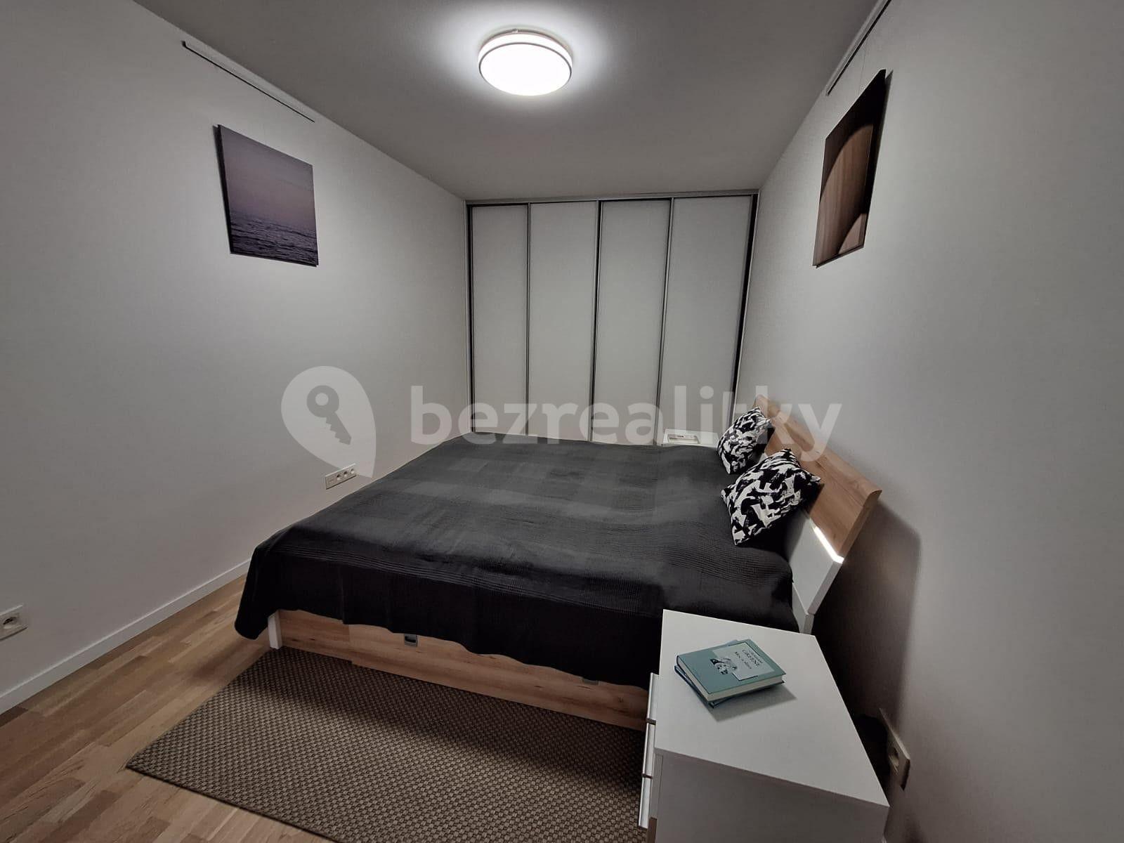 Prenájom bytu 2-izbový 50 m², Račianska, Nové Mesto, Bratislavský kraj