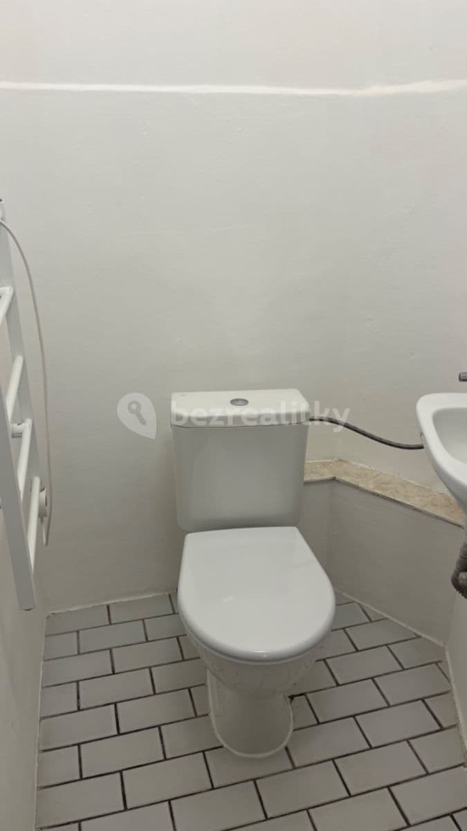 Prenájom bytu 2-izbový 65 m², Jičínská, Praha, Praha Prenájom bytu 2-izbový 65 m², Jičínská, Praha, Praha