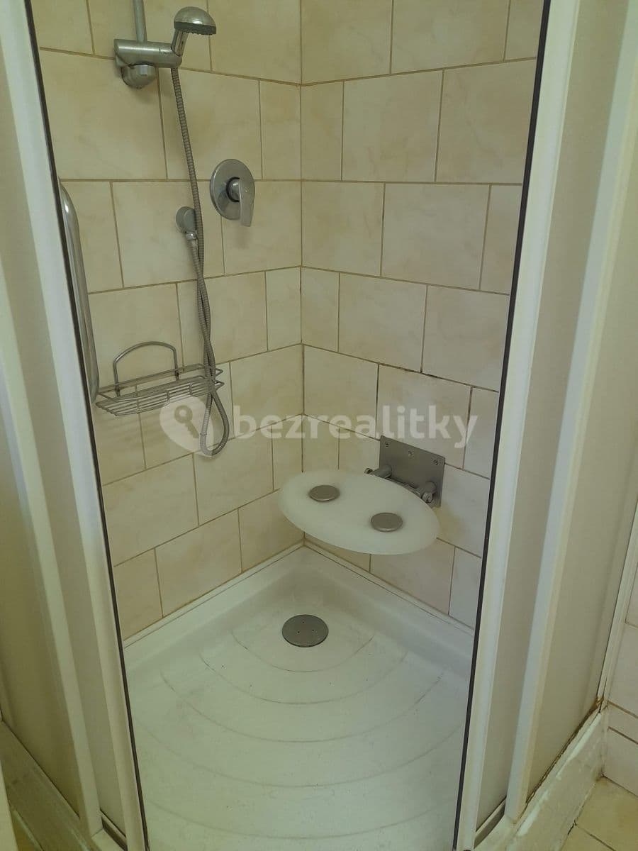 Prenájom bytu 1-izbový 49 m², Olbrachtova, Olomouc, Olomoucký kraj Prenájom bytu 1-izbový 49 m², Olbrachtova, Olomouc, Olomoucký kraj