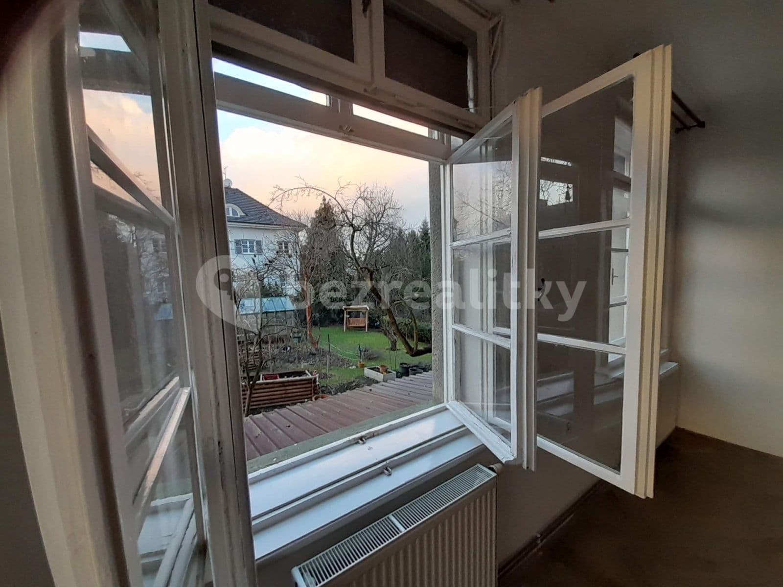 Prenájom bytu 1-izbový 49 m², Olbrachtova, Olomouc, Olomoucký kraj Prenájom bytu 1-izbový 49 m², Olbrachtova, Olomouc, Olomoucký kraj