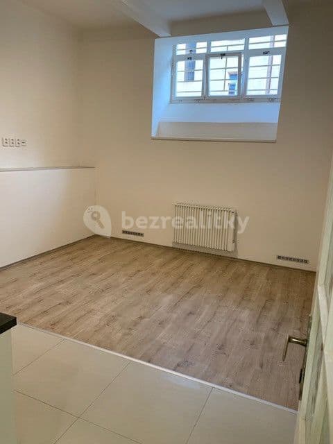 Prenájom bytu 2-izbový 47 m², Šlikova, Praha, Praha Prenájom bytu 2-izbový 47 m², Šlikova, Praha, Praha