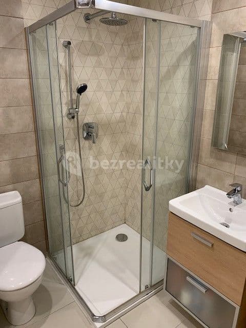 Prenájom bytu 2-izbový 47 m², Šlikova, Praha, Praha Prenájom bytu 2-izbový 47 m², Šlikova, Praha, Praha