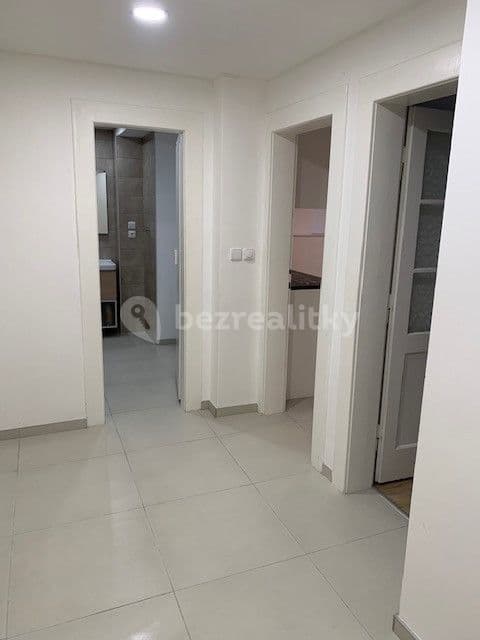 Prenájom bytu 2-izbový 47 m², Šlikova, Praha, Praha Prenájom bytu 2-izbový 47 m², Šlikova, Praha, Praha