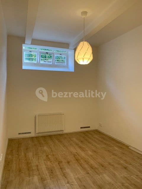 Prenájom bytu 2-izbový 47 m², Šlikova, Praha, Praha Prenájom bytu 2-izbový 47 m², Šlikova, Praha, Praha