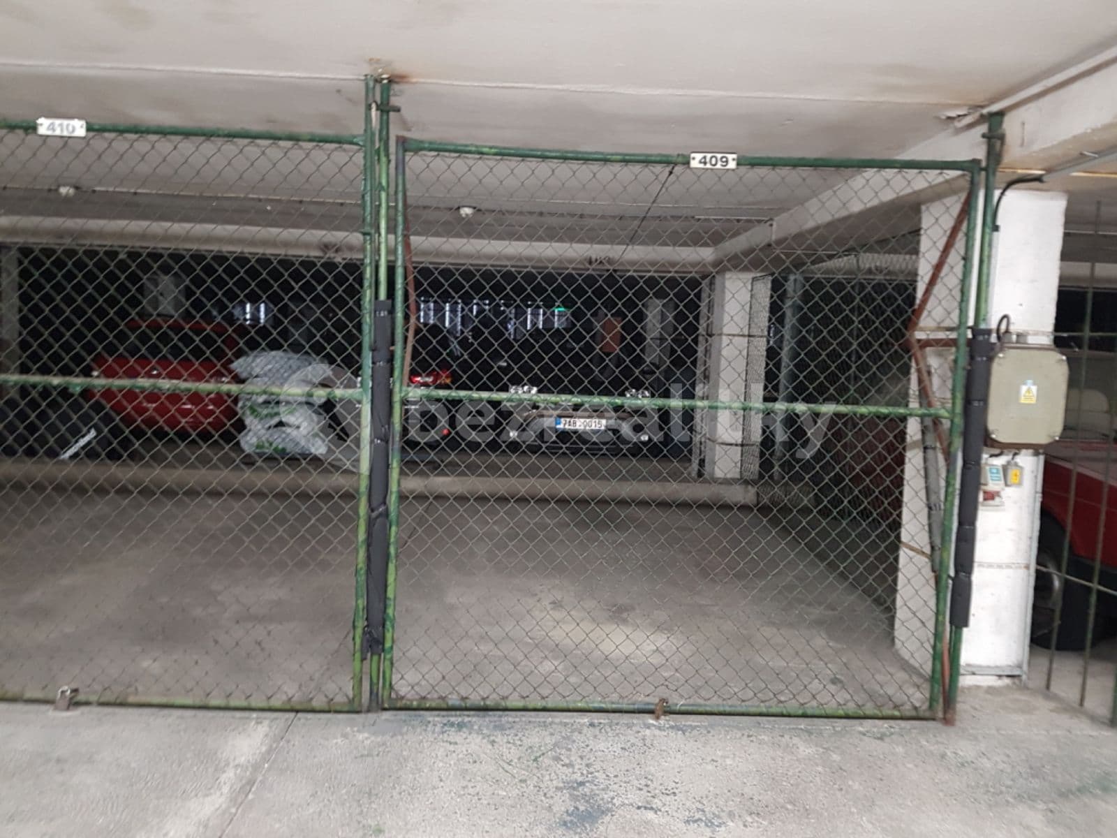 Prenájom garáže 15 m², Milevská, Praha, Praha Prenájom garáže 15 m², Milevská, Praha, Praha