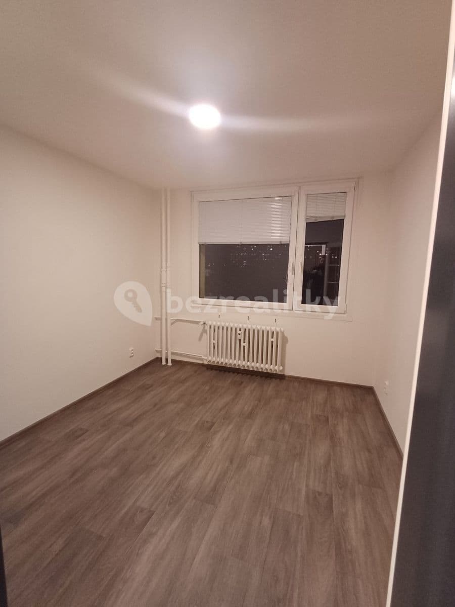 Predaj bytu 3-izbový 64 m², Famfulíkova, Praha, Praha
