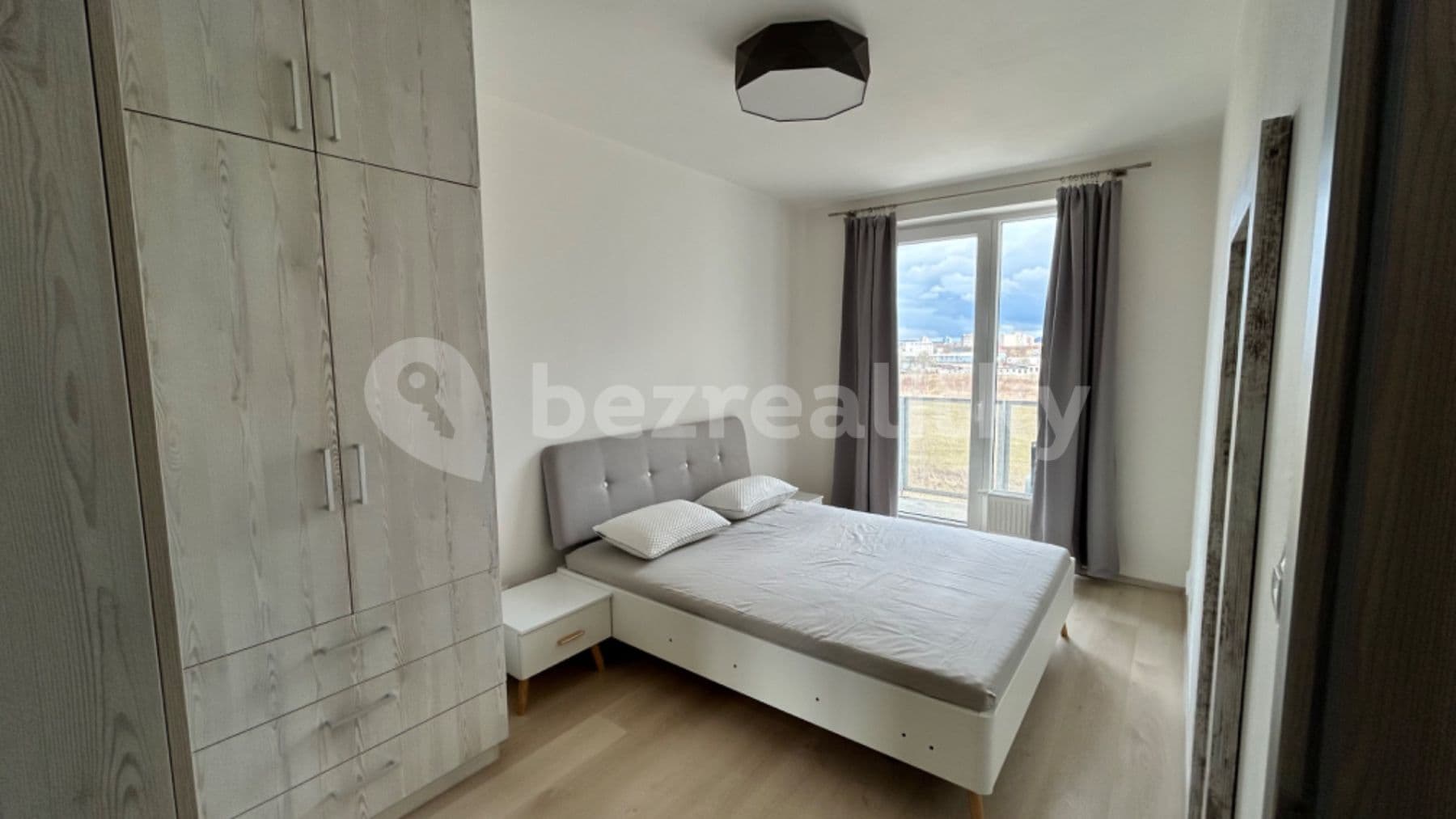 Prenájom bytu 2-izbový 47 m², Magisterská, Plzeň, Plzeňský kraj Prenájom bytu 2-izbový 47 m², Magisterská, Plzeň, Plzeňský kraj