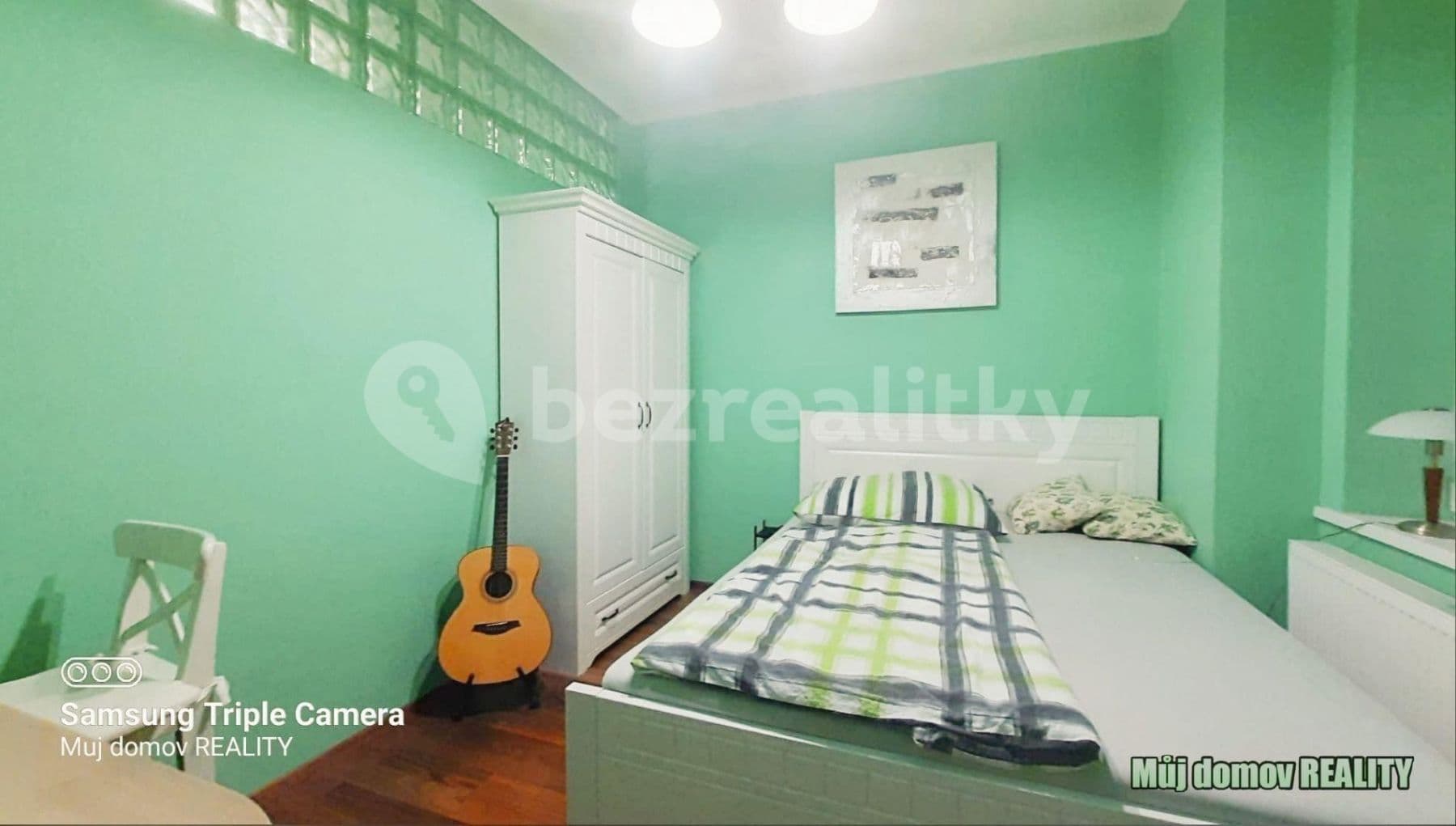 Prenájom bytu 3-izbový 55 m², Bulharská, Praha, Praha Prenájom bytu 3-izbový 55 m², Bulharská, Praha, Praha