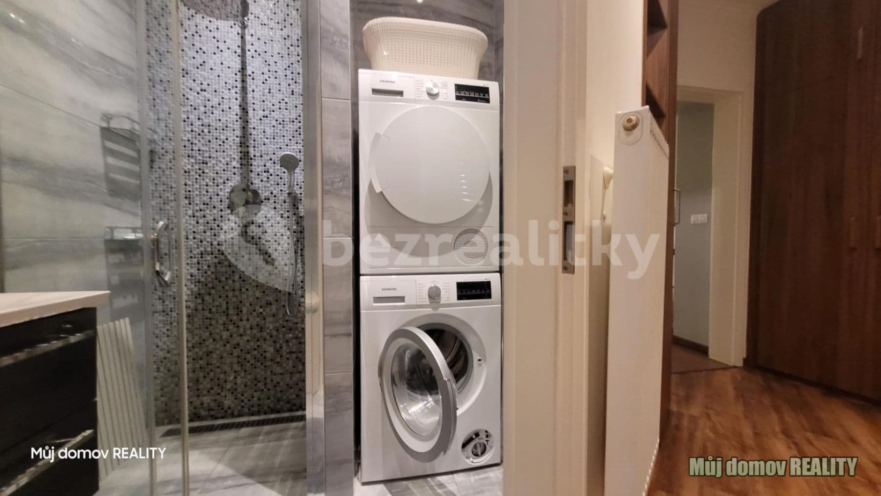 Prenájom bytu 3-izbový 55 m², Bulharská, Praha, Praha Prenájom bytu 3-izbový 55 m², Bulharská, Praha, Praha