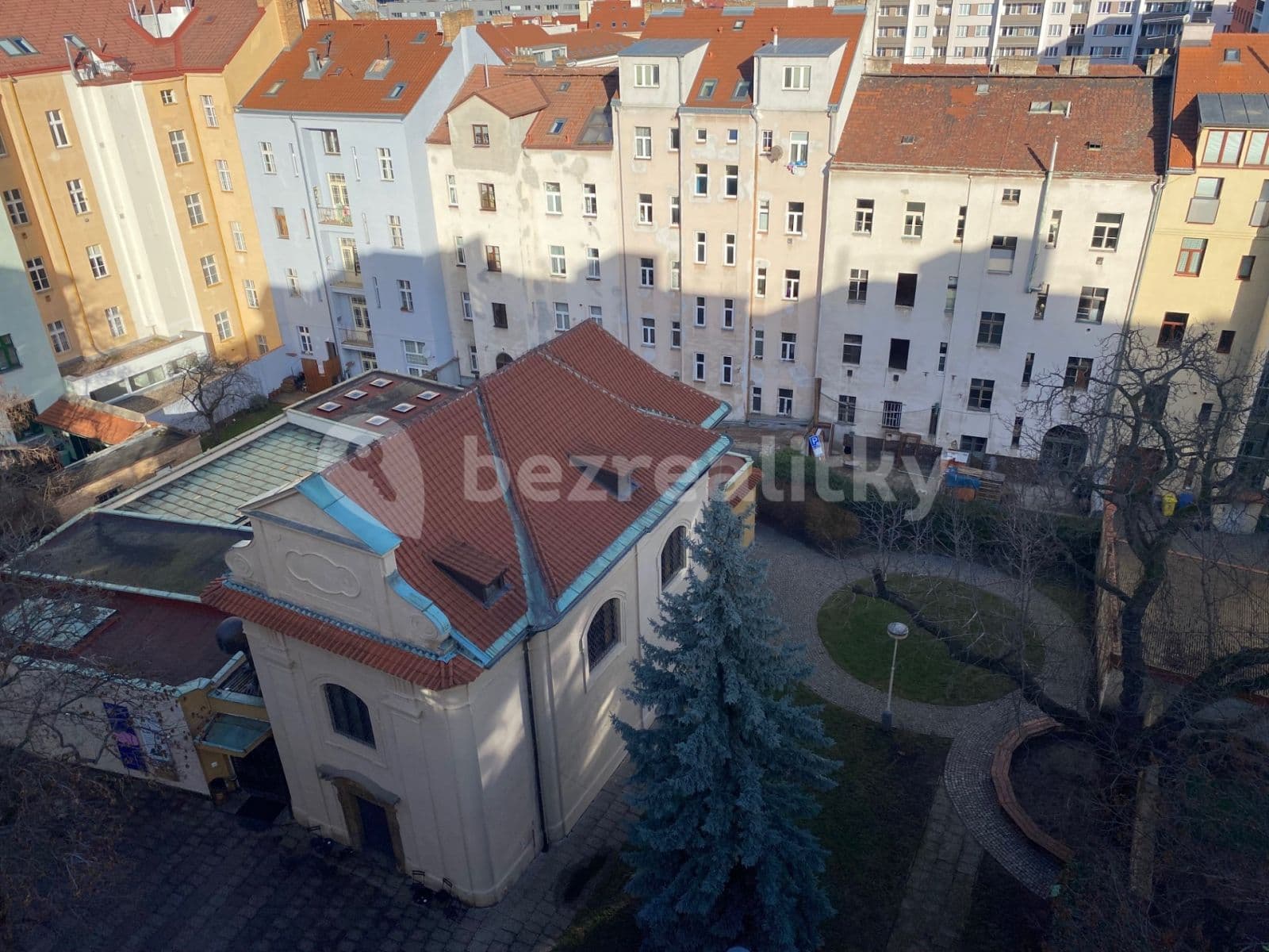Prenájom bytu 2-izbový 54 m², Čajkovského, Praha, Praha Prenájom bytu 2-izbový 54 m², Čajkovského, Praha, Praha