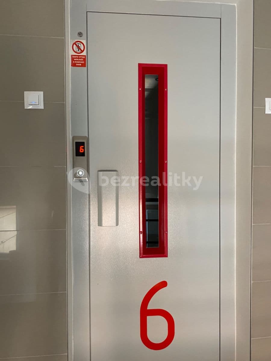 Prenájom bytu 2-izbový 54 m², Čajkovského, Praha, Praha Prenájom bytu 2-izbový 54 m², Čajkovského, Praha, Praha