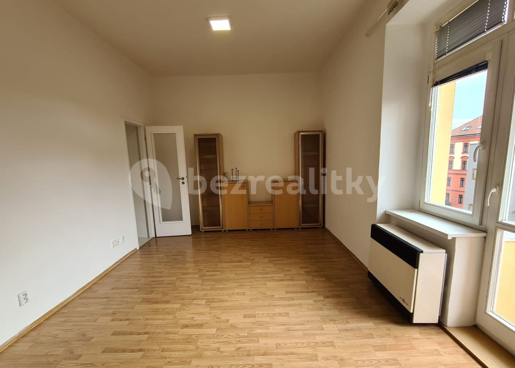 Prenájom bytu 1-izbový 37 m², Ruská, Praha, Praha Prenájom bytu 1-izbový 37 m², Ruská, Praha, Praha