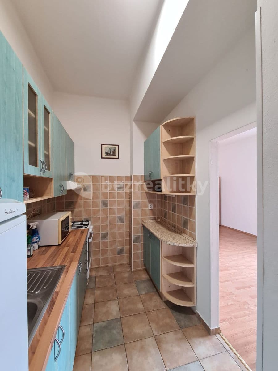 Prenájom bytu 1-izbový 37 m², Ruská, Praha, Praha Prenájom bytu 1-izbový 37 m², Ruská, Praha, Praha