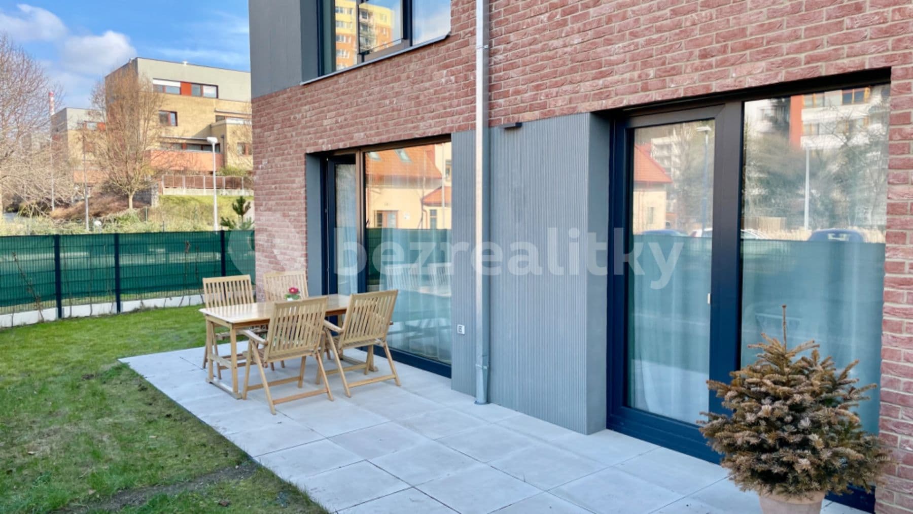 Prenájom bytu 3-izbový 90 m², Michelská, Praha, Praha Prenájom bytu 3-izbový 90 m², Michelská, Praha, Praha