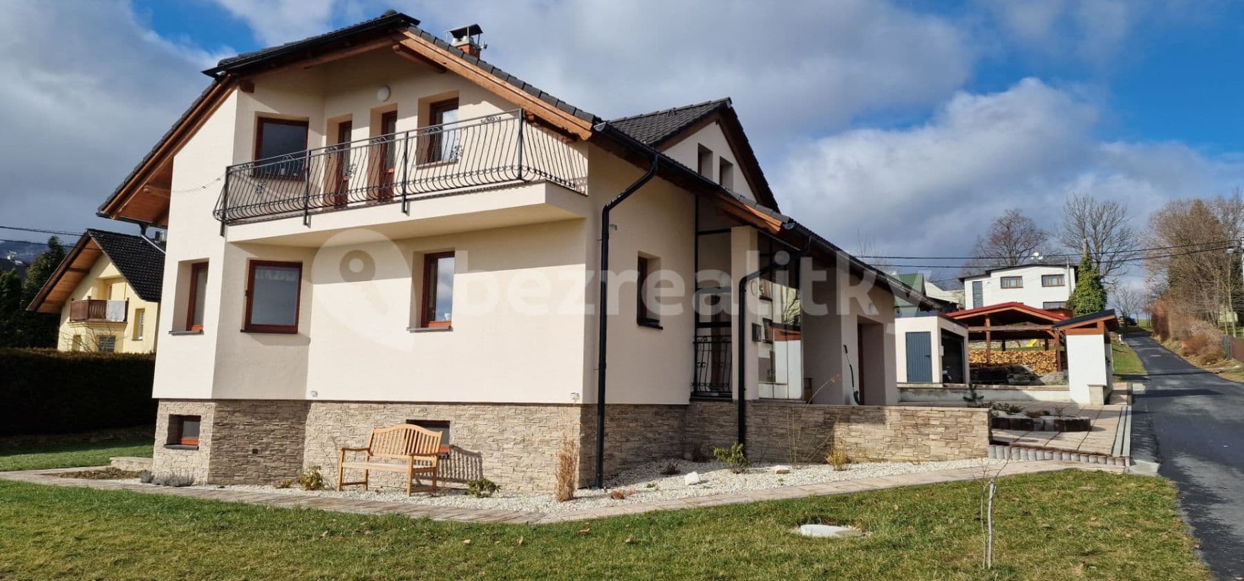 Predaj domu 254 m², pozemek 2.940 m², Milíkov, Moravskoslezský kraj