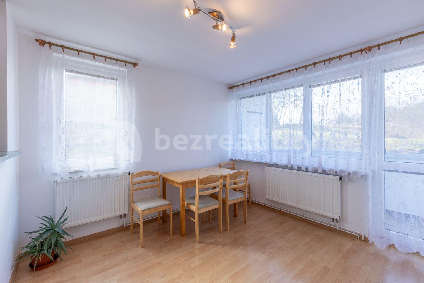 Predaj bytu 3-izbový 73 m², Kounov, Středočeský kraj