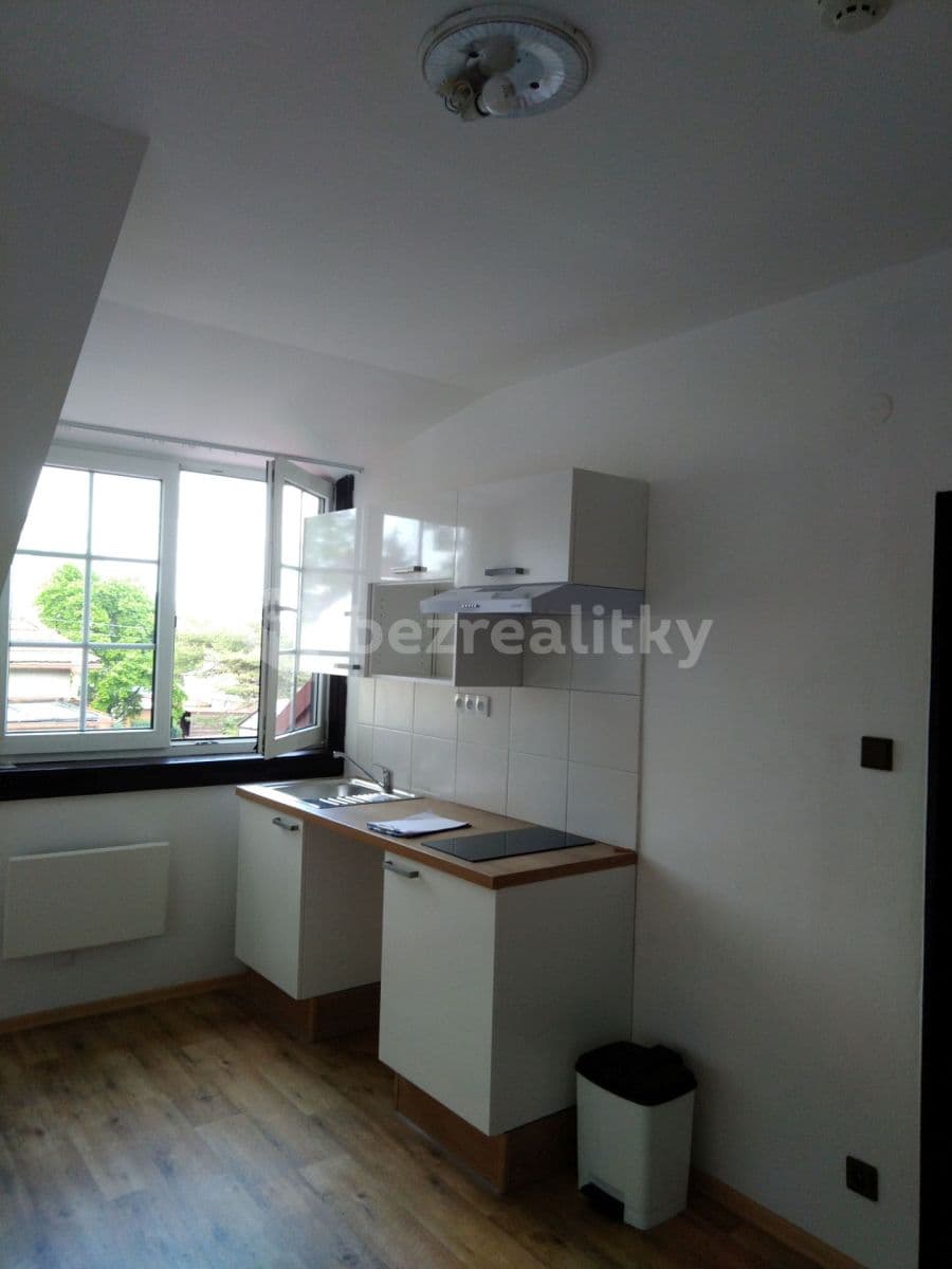 Prenájom bytu 1-izbový 22 m², Litovická, Hostivice, Středočeský kraj Prenájom bytu 1-izbový 22 m², Litovická, Hostivice, Středočeský kraj