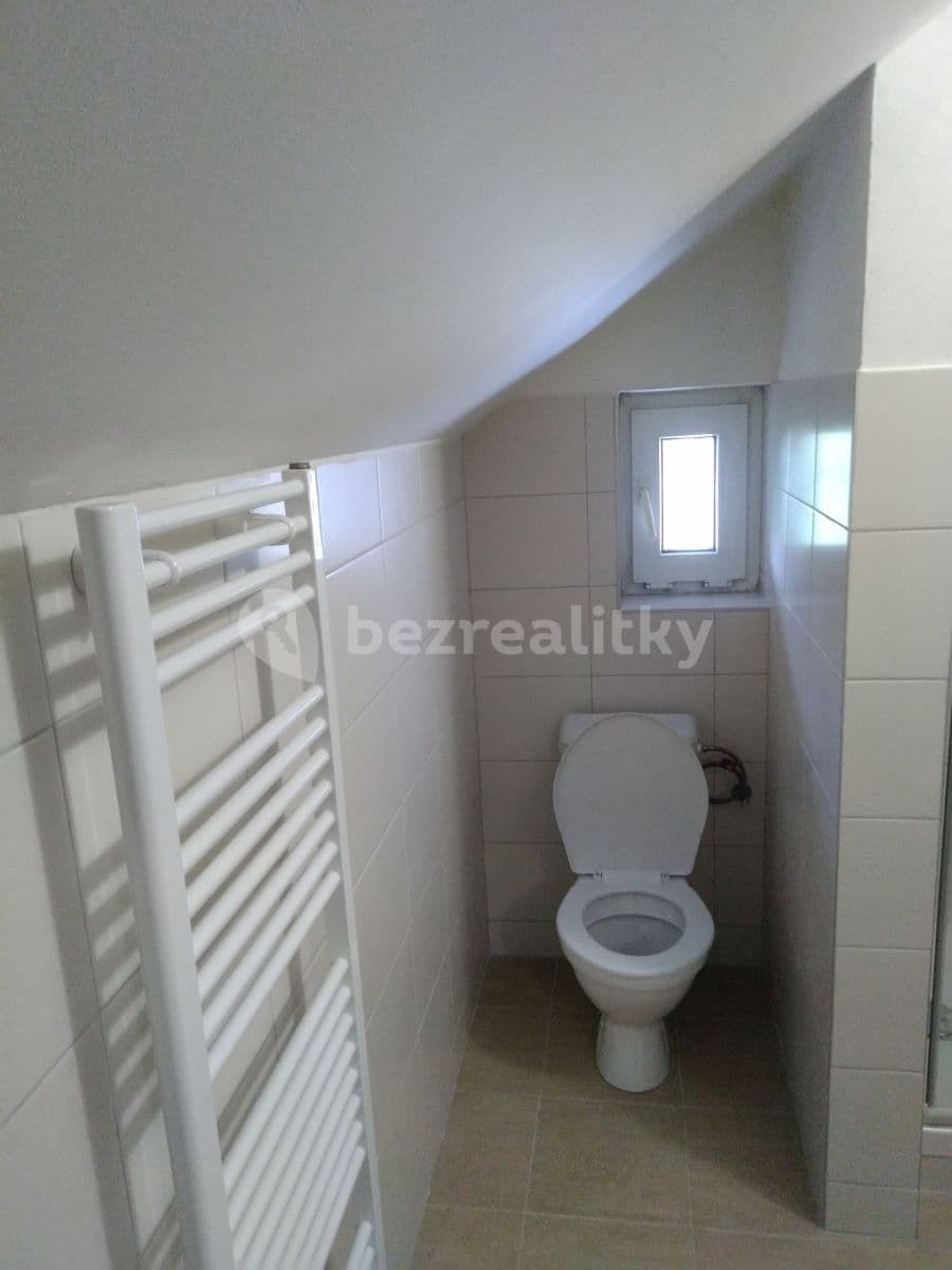 Prenájom bytu 1-izbový 22 m², Litovická, Hostivice, Středočeský kraj Prenájom bytu 1-izbový 22 m², Litovická, Hostivice, Středočeský kraj