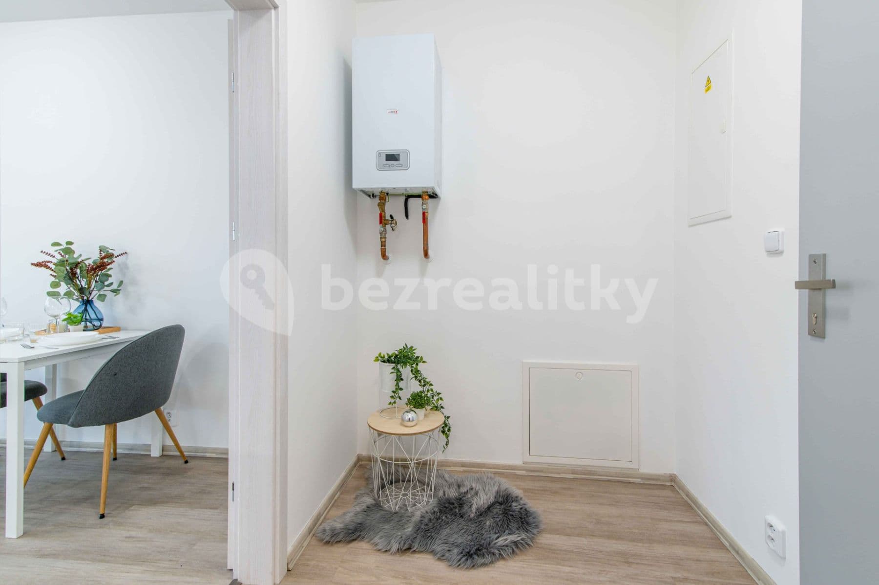 Prenájom bytu 1-izbový 34 m², Klučovská, Český Brod, Středočeský kraj Prenájom bytu 1-izbový 34 m², Klučovská, Český Brod, Středočeský kraj