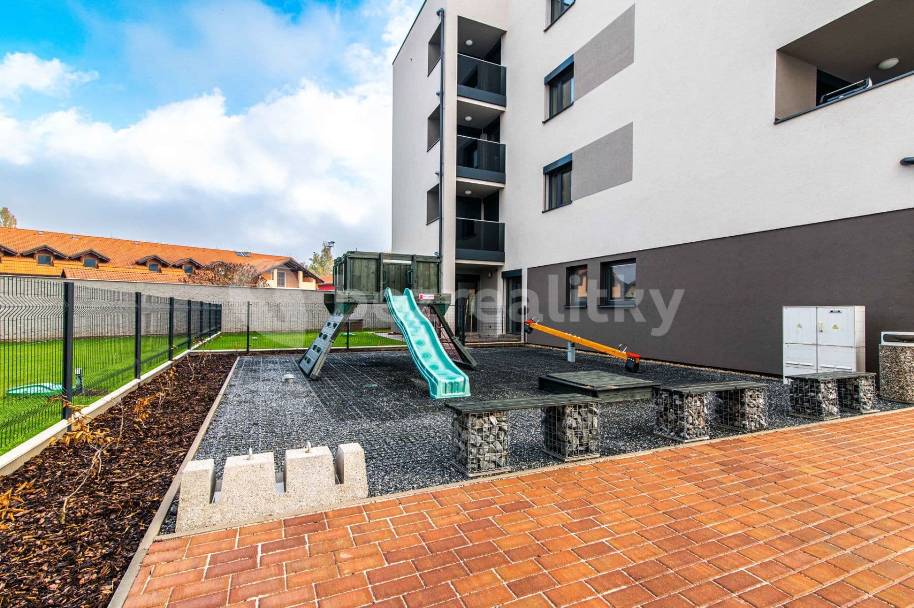 Prenájom bytu 1-izbový 34 m², Klučovská, Český Brod, Středočeský kraj Prenájom bytu 1-izbový 34 m², Klučovská, Český Brod, Středočeský kraj