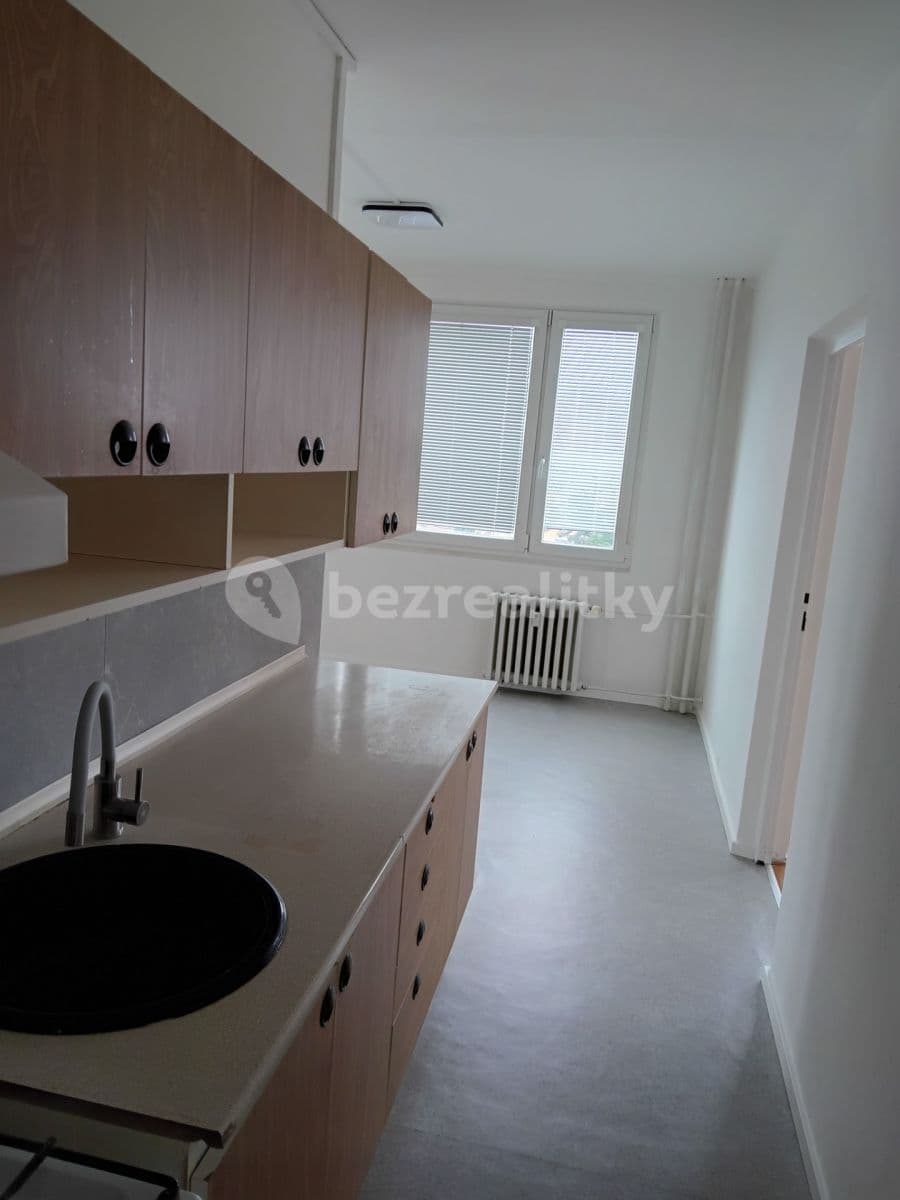 Prenájom bytu 3-izbový 75 m², Hostýnská, Praha, Praha Prenájom bytu 3-izbový 75 m², Hostýnská, Praha, Praha