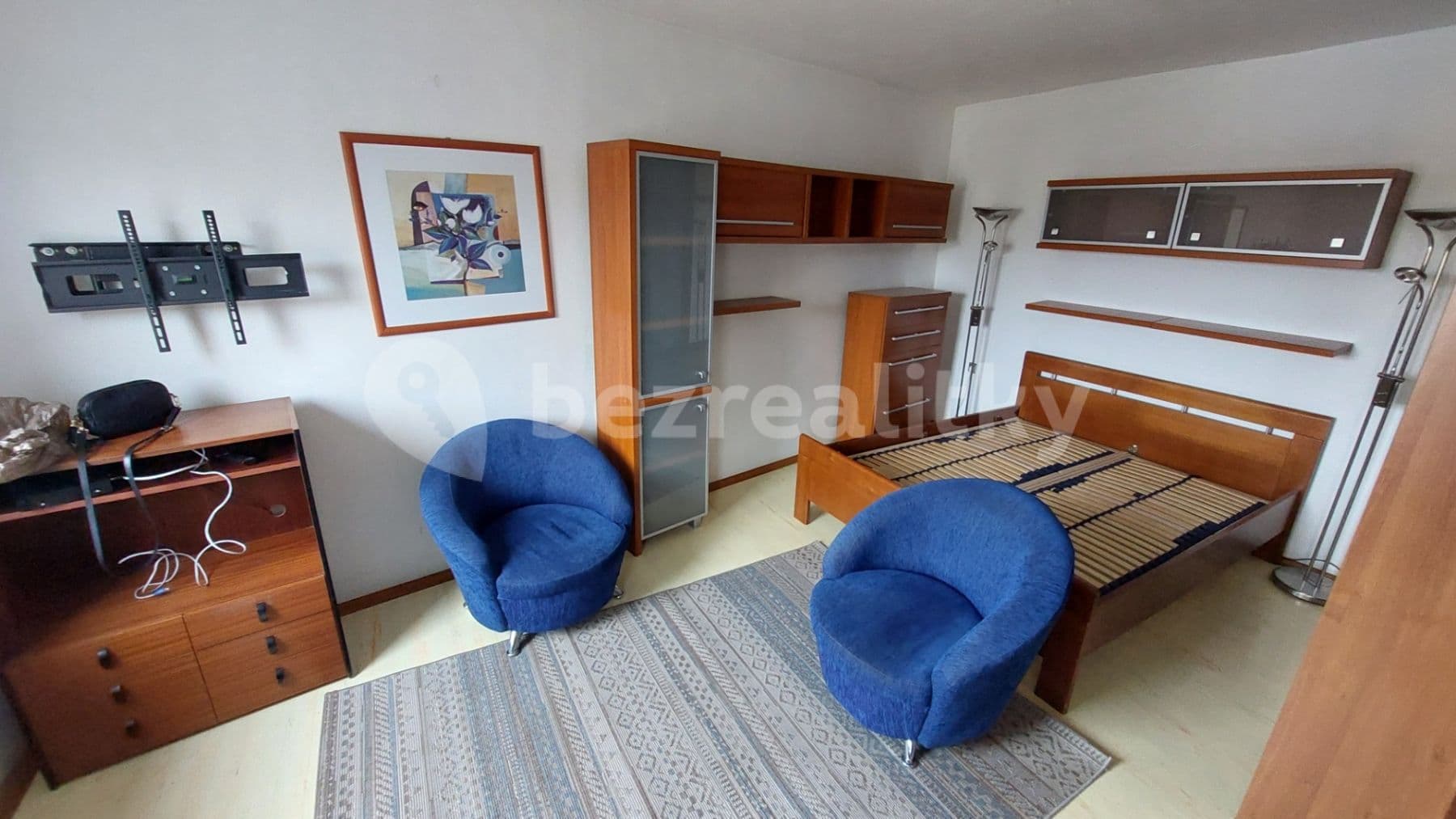 Prenájom bytu 1-izbový 41 m², Na Rejdišti, Znojmo, Jihomoravský kraj Prenájom bytu 1-izbový 41 m², Na Rejdišti, Znojmo, Jihomoravský kraj