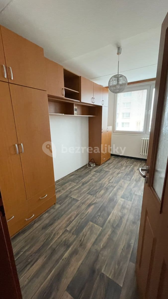 Prenájom bytu 3-izbový 68 m², Mračnická, Praha, Praha