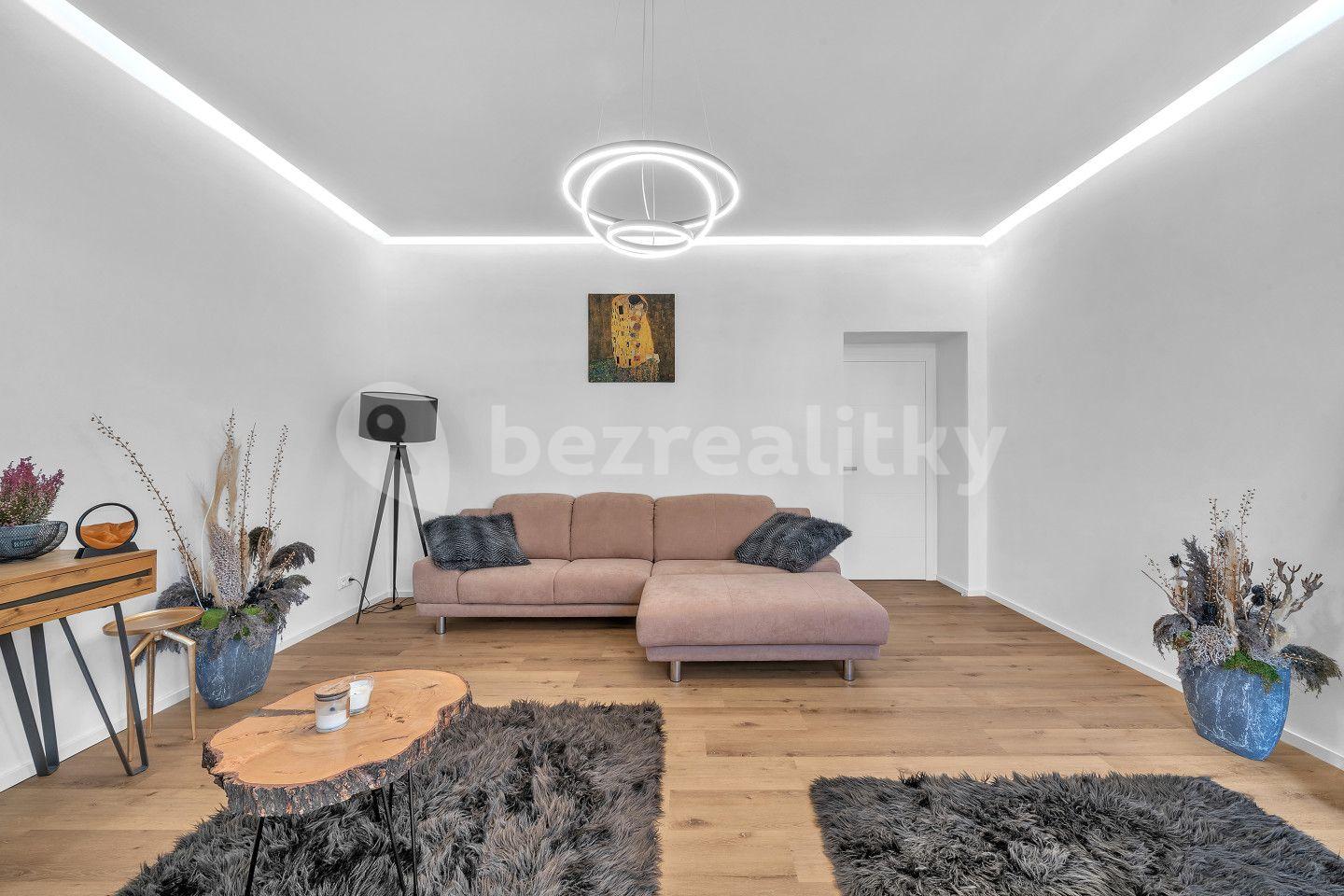 Predaj bytu 3-izbový 90 m², Štefánikova, Pardubice, Pardubický kraj