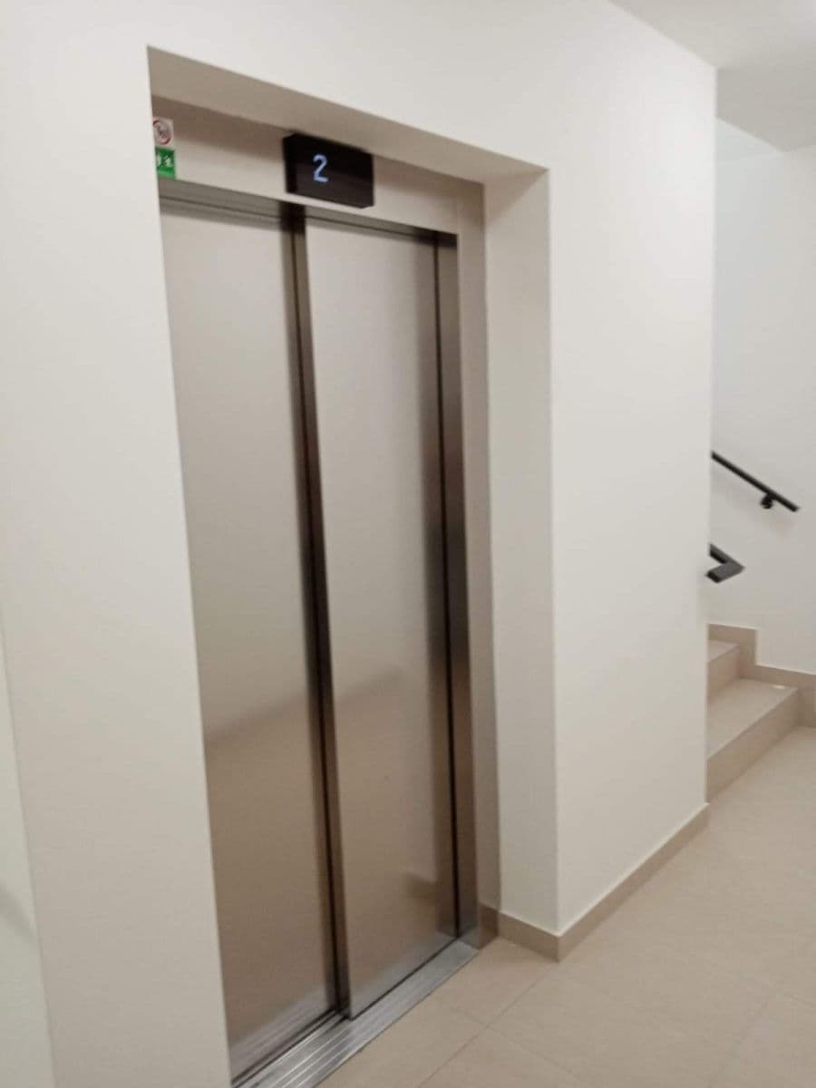 Prenájom bytu 2-izbový 66 m², Miroslava Hajna, Praha, Praha Prenájom bytu 2-izbový 66 m², Miroslava Hajna, Praha, Praha