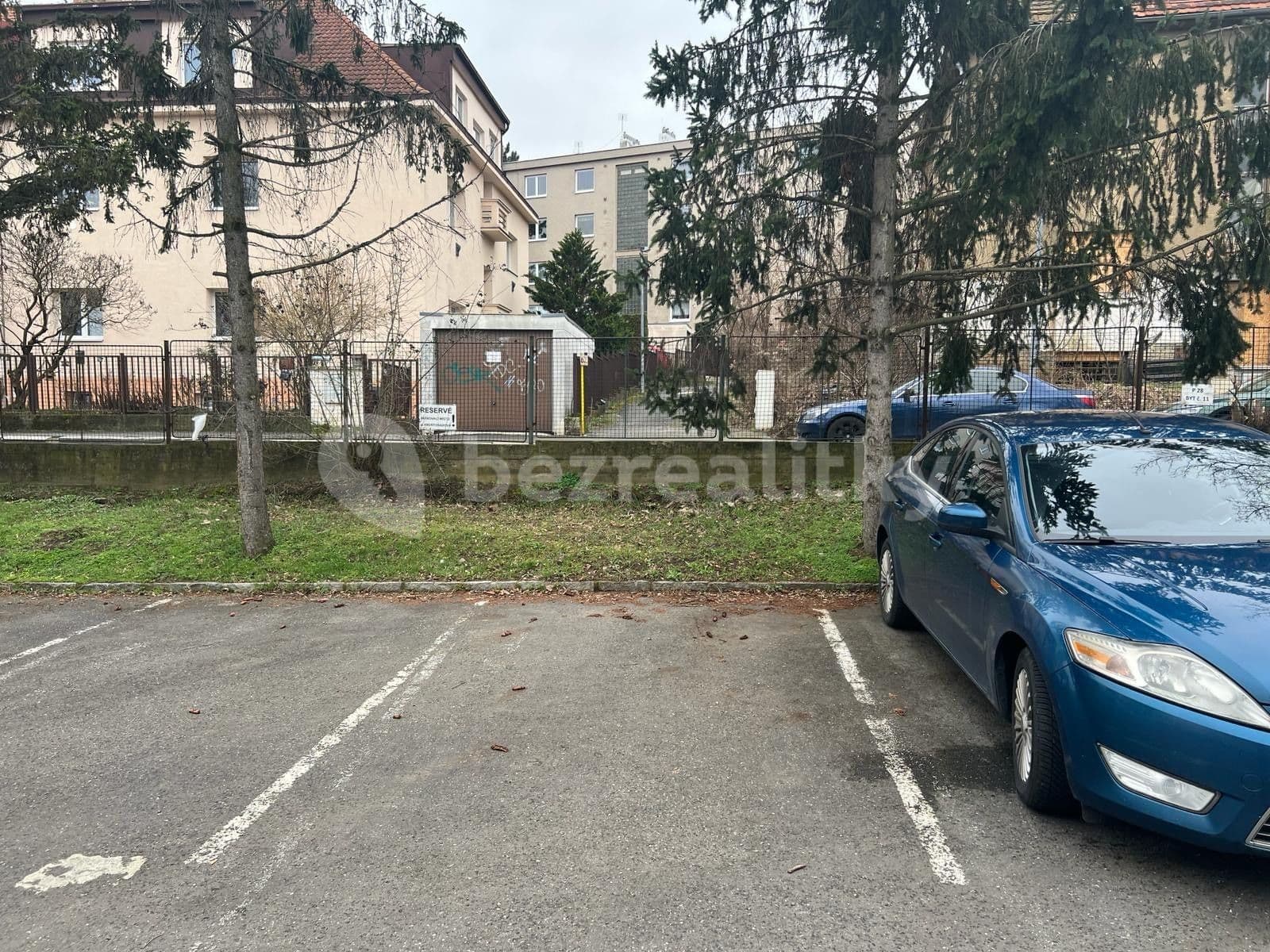 Prenájom garáže 10 m², Psárská, Praha, Praha Prenájom garáže 10 m², Psárská, Praha, Praha