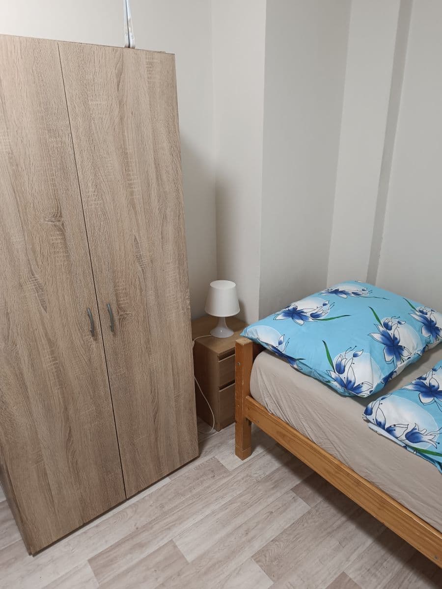 Prenájom bytu 16 m², Kloboukova, Praha, Praha Prenájom bytu 16 m², Kloboukova, Praha, Praha