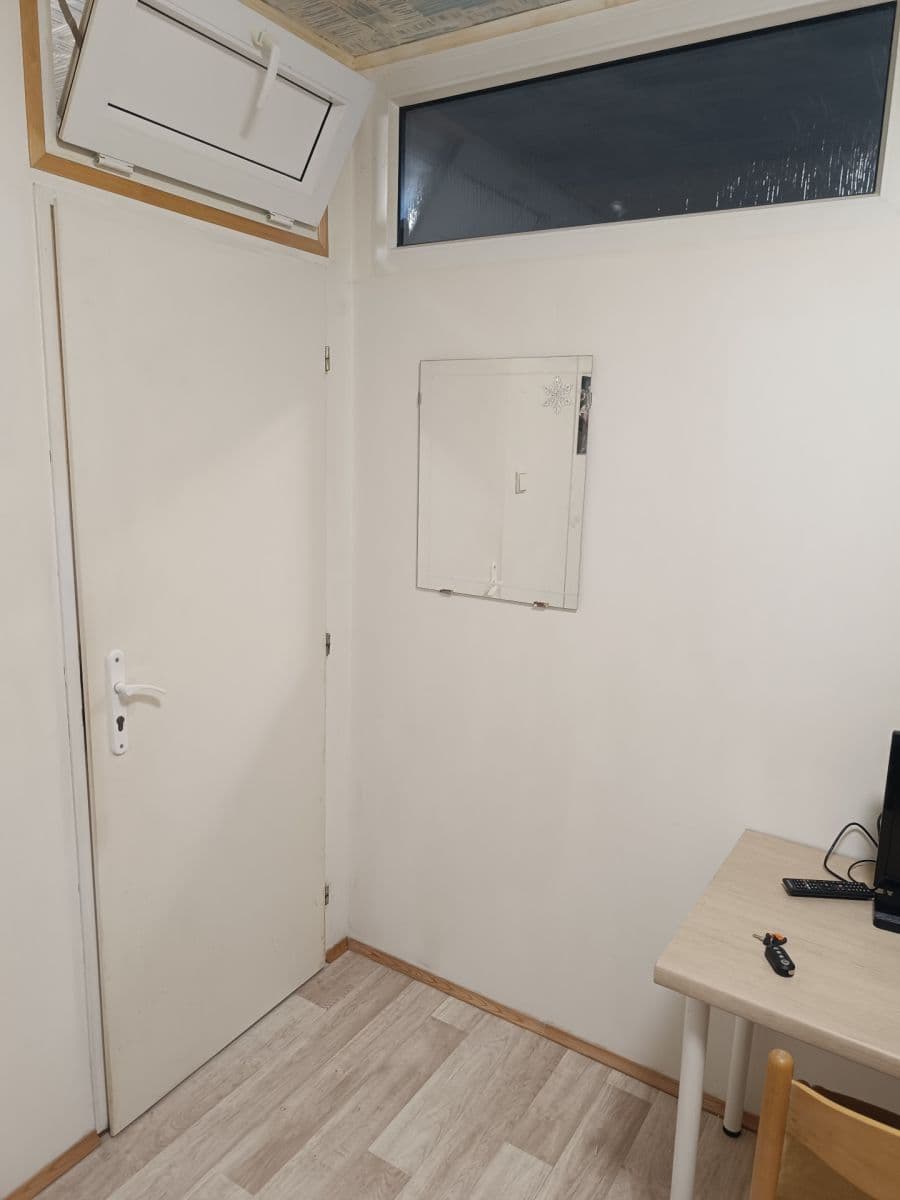 Prenájom bytu 16 m², Kloboukova, Praha, Praha Prenájom bytu 16 m², Kloboukova, Praha, Praha