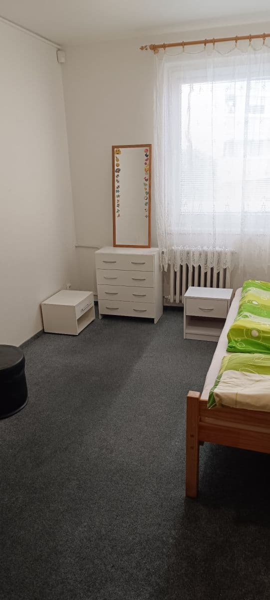 Prenájom bytu 16 m², Kloboukova, Praha, Praha Prenájom bytu 16 m², Kloboukova, Praha, Praha