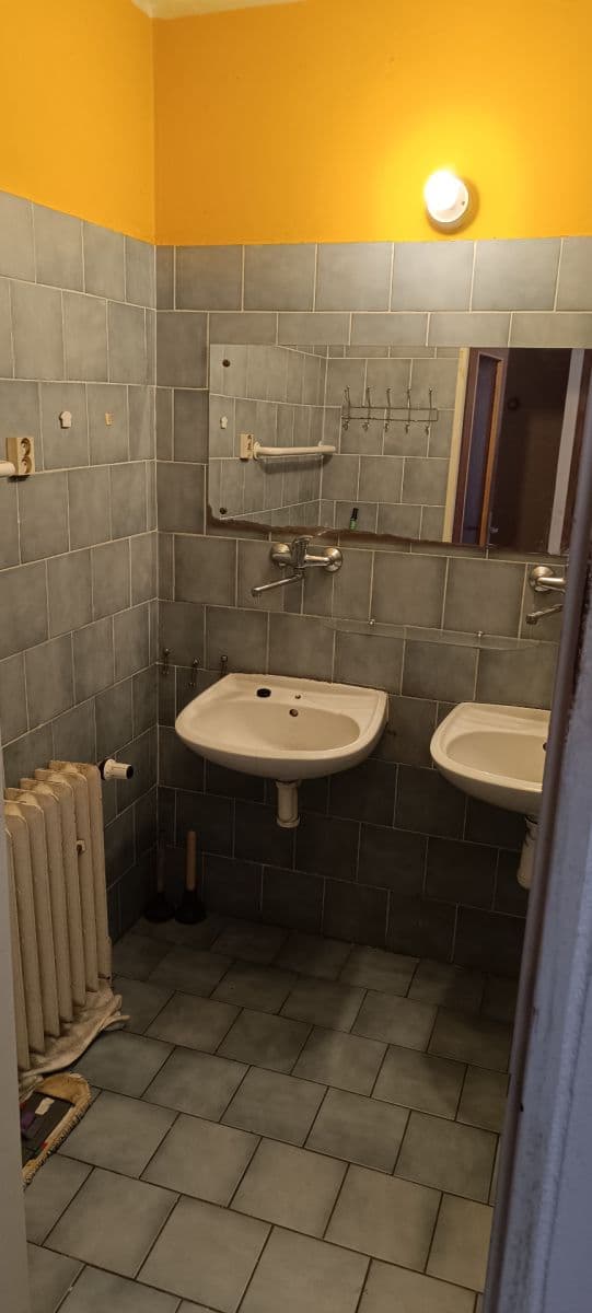 Prenájom bytu 16 m², Kloboukova, Praha, Praha Prenájom bytu 16 m², Kloboukova, Praha, Praha