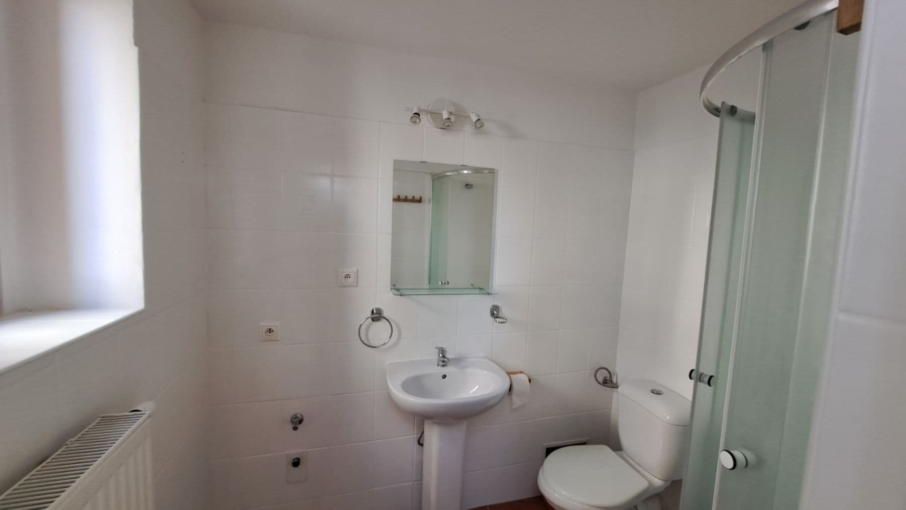 Prenájom bytu 1-izbový 38 m², Husitská, Praha, Praha Prenájom bytu 1-izbový 38 m², Husitská, Praha, Praha