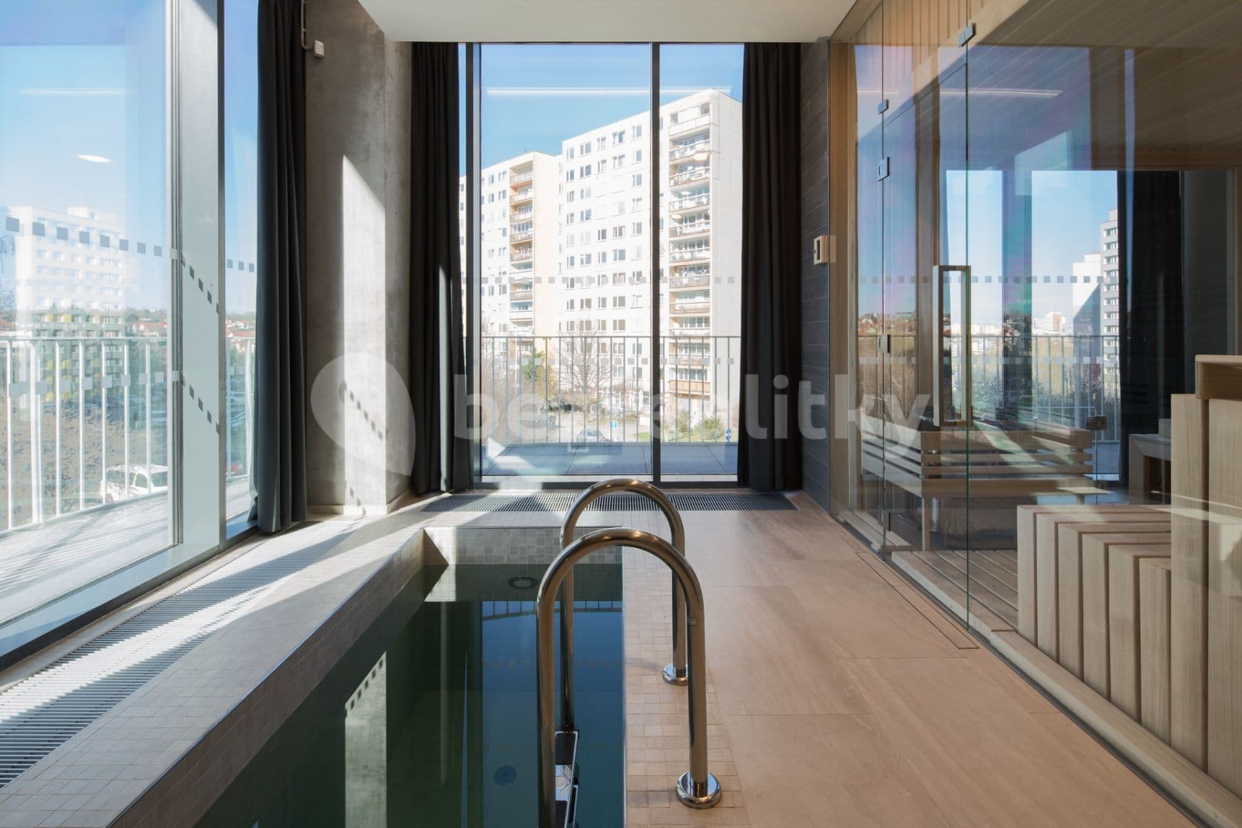 Prenájom bytu 1-izbový 34 m², Mukařovského, Praha, Praha Prenájom bytu 1-izbový 34 m², Mukařovského, Praha, Praha