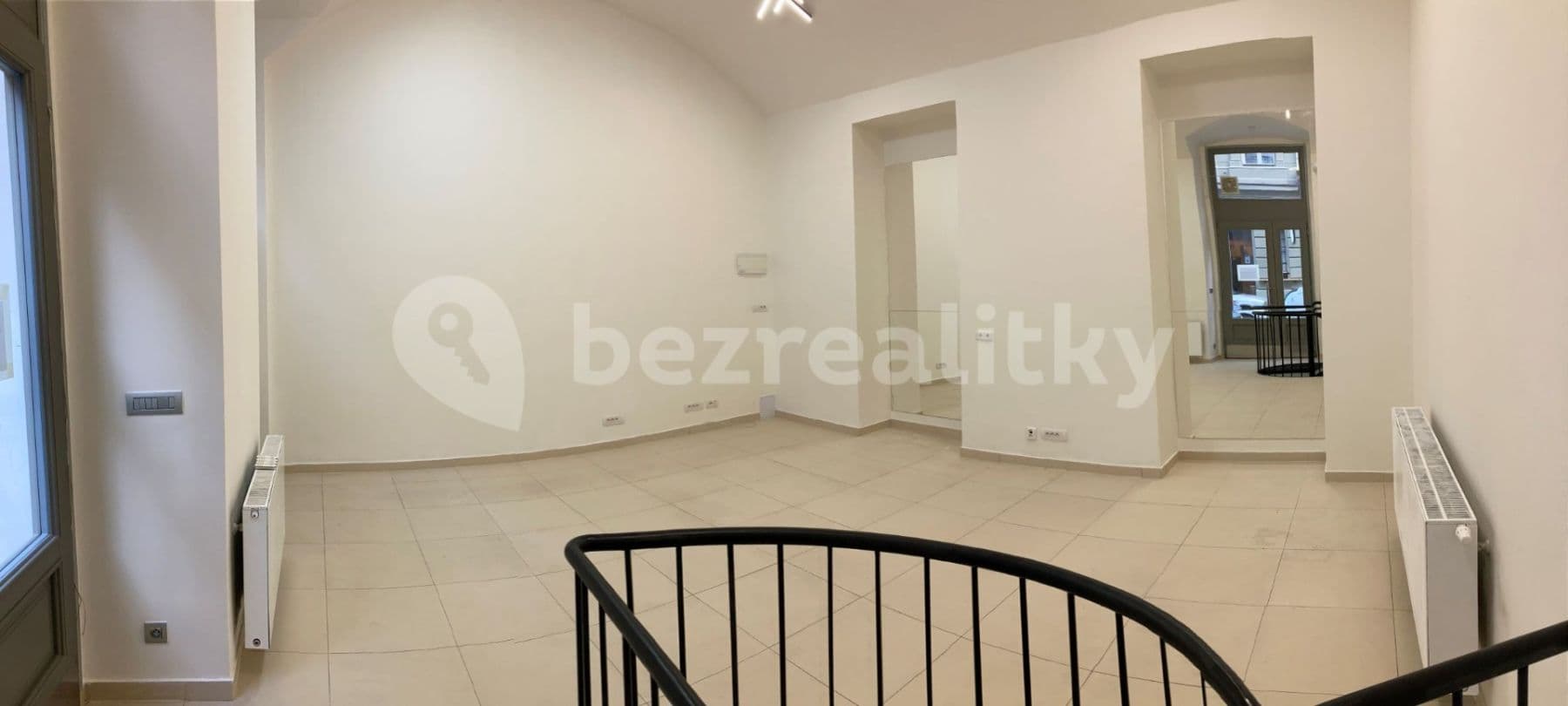 Predaj nebytového priestoru 65 m², Soukenická, Praha, Praha