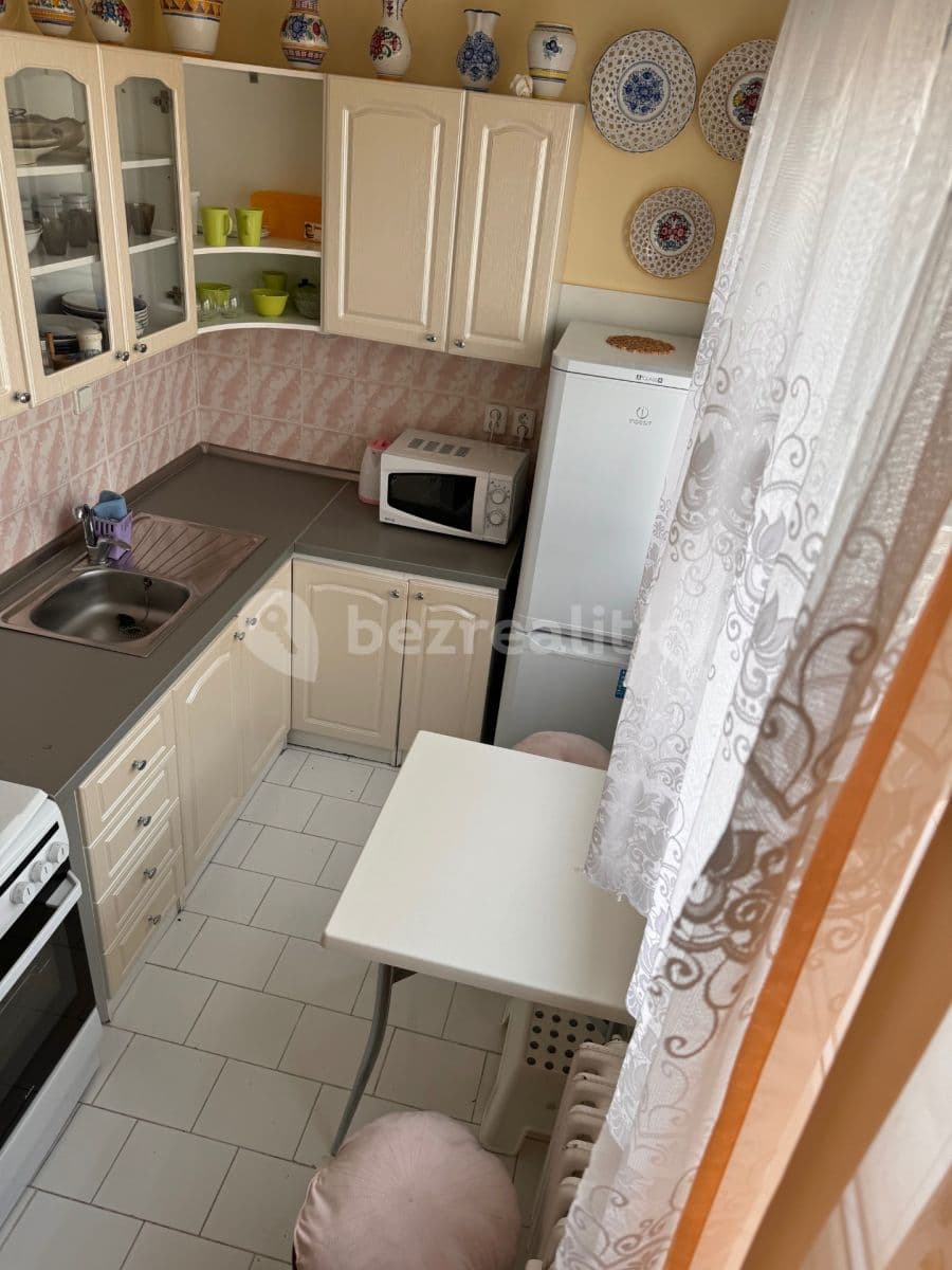 Prenájom bytu 2-izbový 54 m², Gallayova, Dúbravka, Bratislavský kraj Prenájom bytu 2-izbový 54 m², Gallayova, Dúbravka, Bratislavský kraj