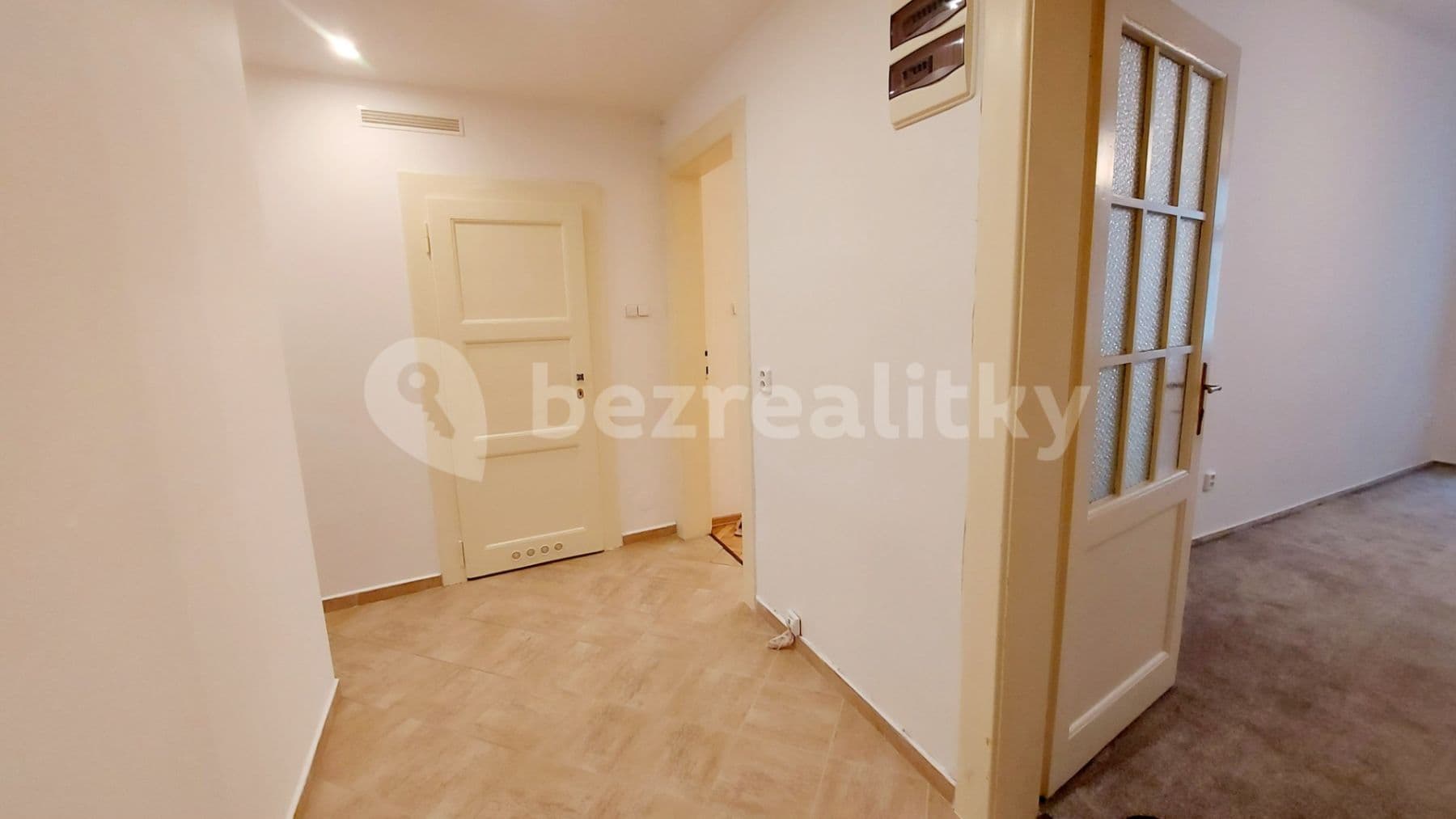 Prenájom bytu 3-izbový 72 m², Táborská, Praha, Praha Prenájom bytu 3-izbový 72 m², Táborská, Praha, Praha