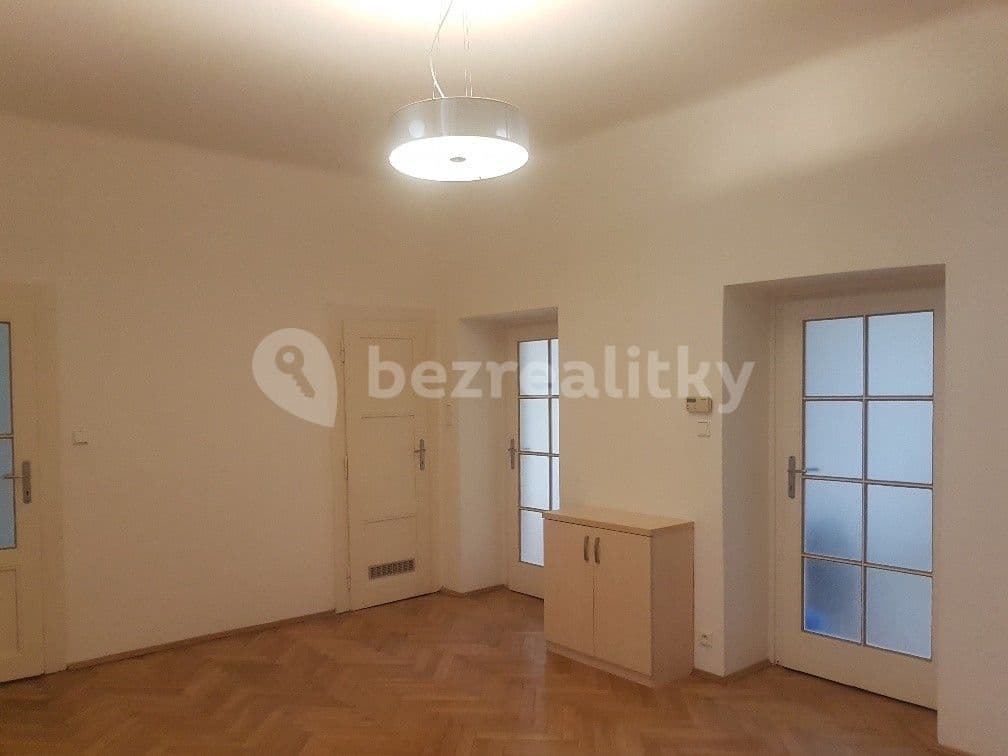 Prenájom bytu 4-izbový 97 m², Kostelní, Praha, Praha