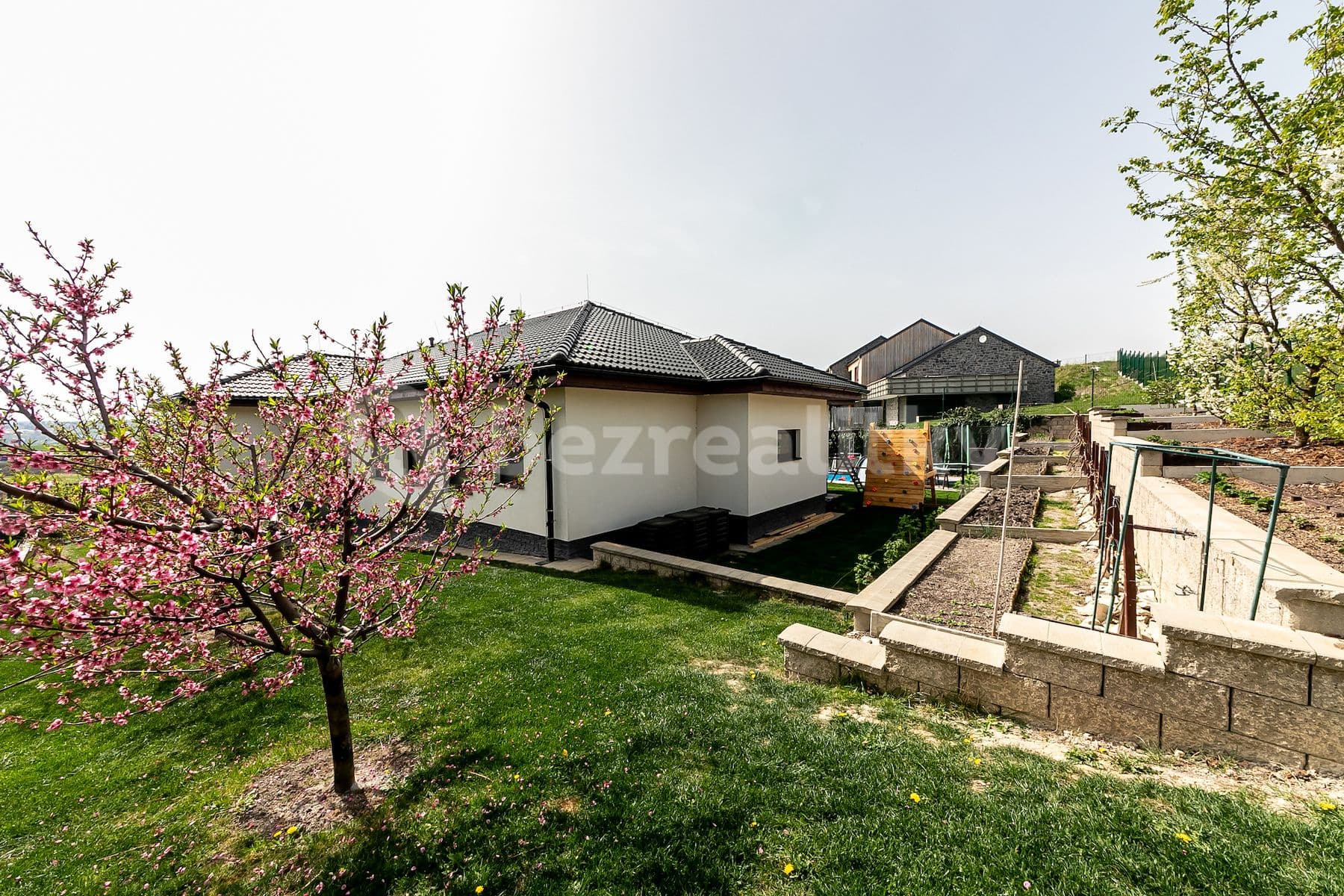 Predaj domu 198 m², pozemek 932 m², Netovice, Slaný, Středočeský kraj