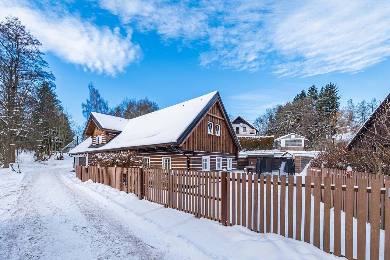 Prenájom rekreačného objektu, Stará Paka, Královéhradecký kraj Prenájom rekreačného objektu, Stará Paka, Královéhradecký kraj