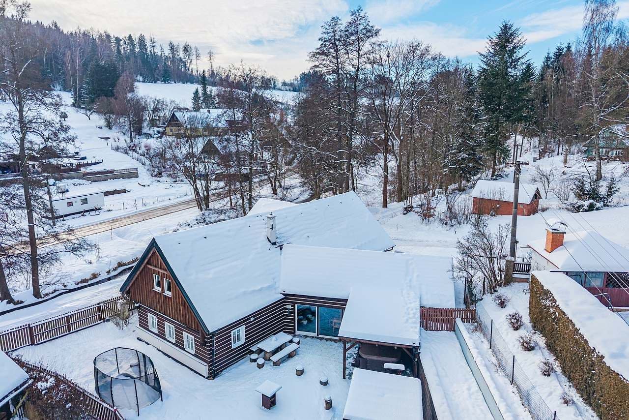 Prenájom rekreačného objektu, Stará Paka, Královéhradecký kraj Prenájom rekreačného objektu, Stará Paka, Královéhradecký kraj