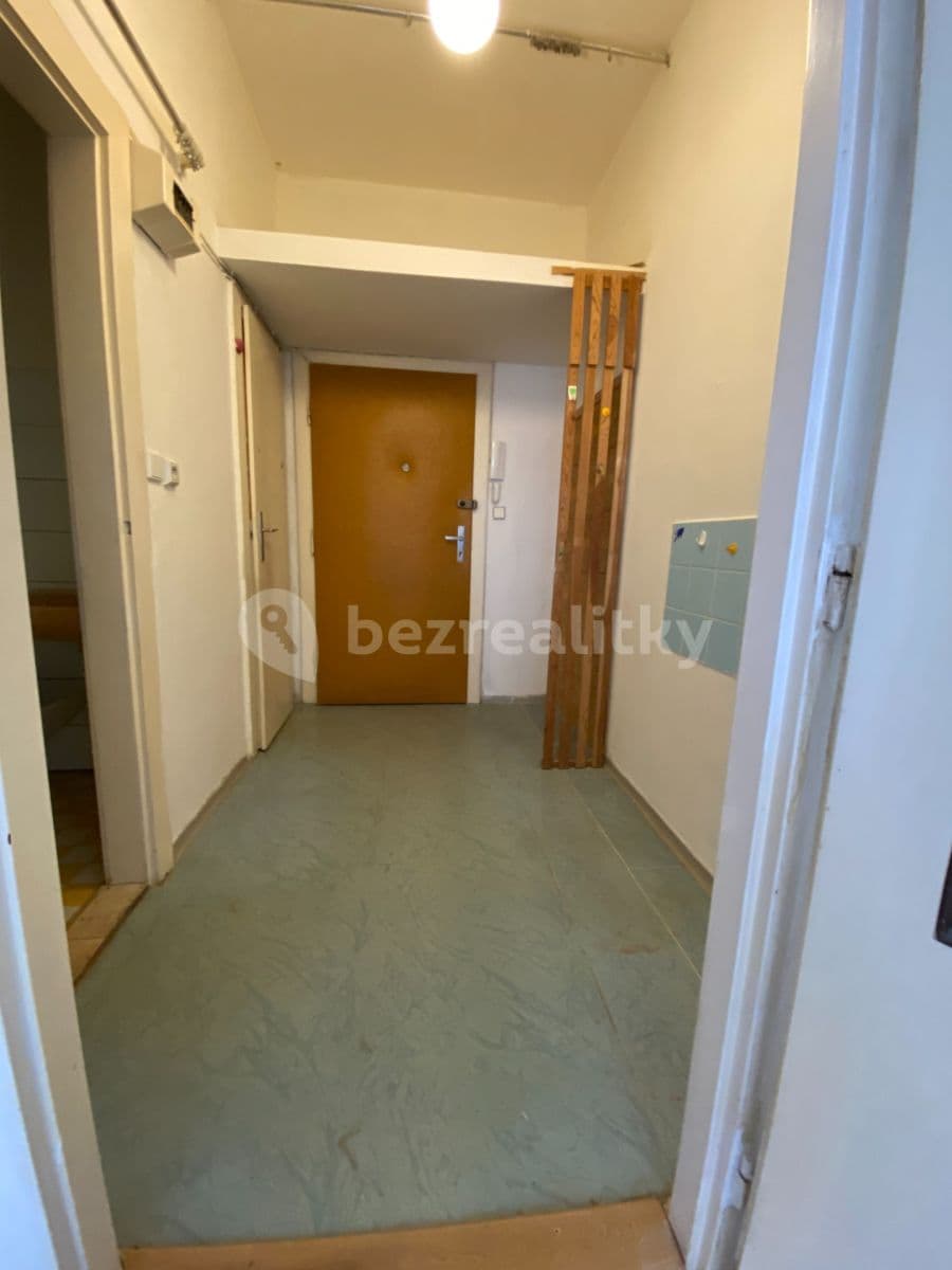 Predaj bytu 1-izbový 28 m², Mládeže, Praha, Praha